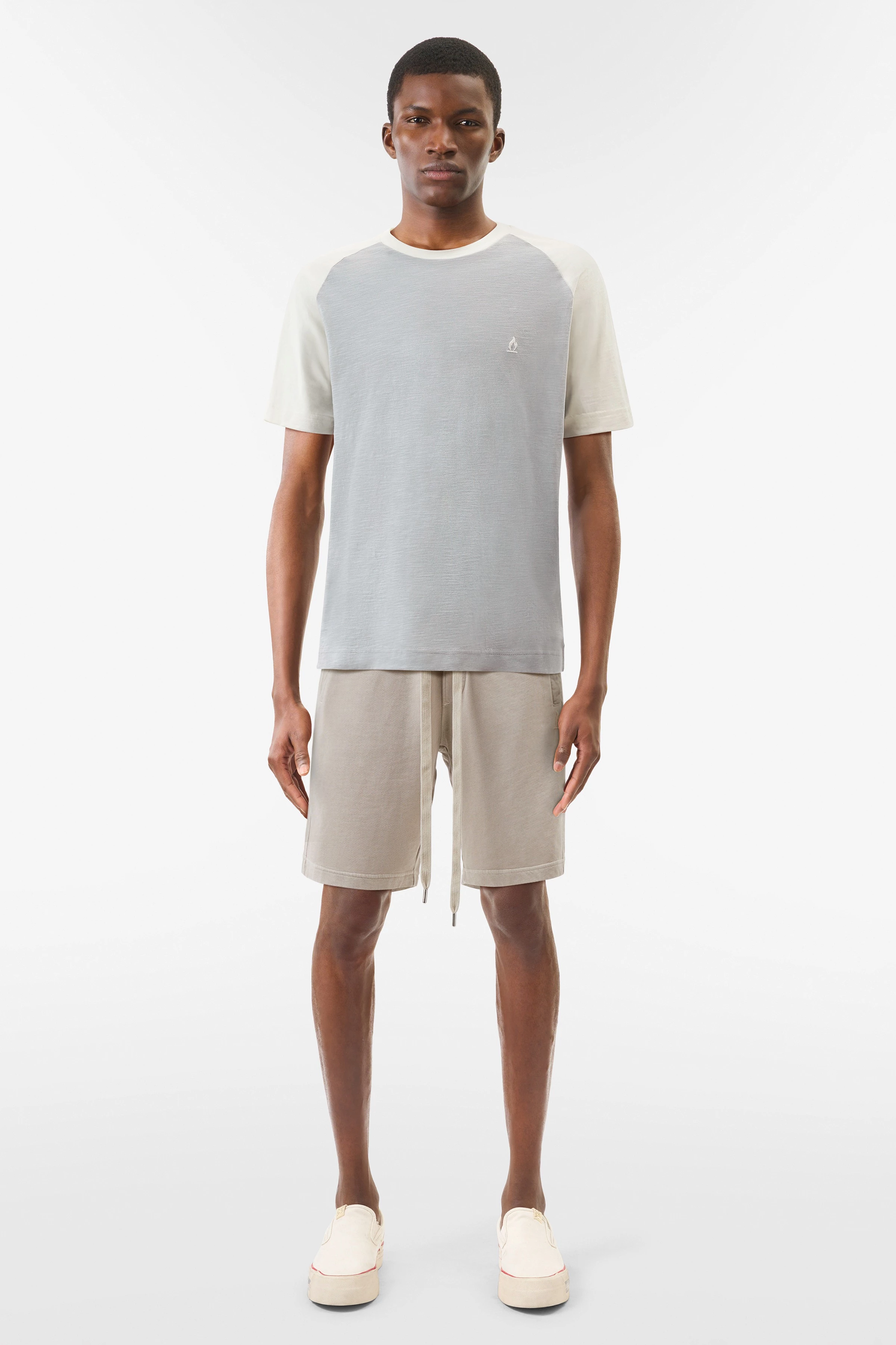 PIRIO - 2-Tone Relaxed Skater Shirt in reiner Baumwolle - Herren - blau - Ganzkörper-Frontansicht