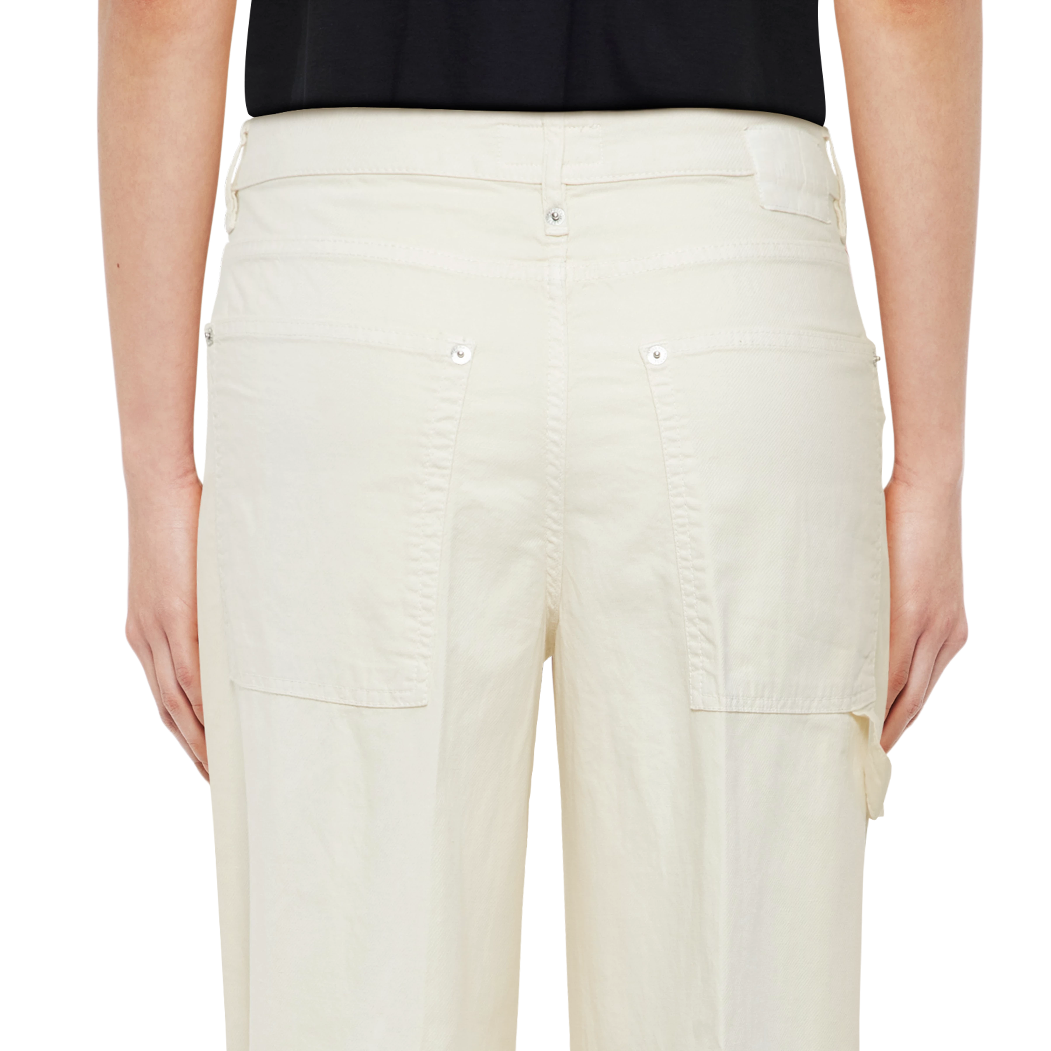 QUALIFY - Cargohose mit Bundfalte in Garment Dye - Damen - off white - Detailansicht am Model