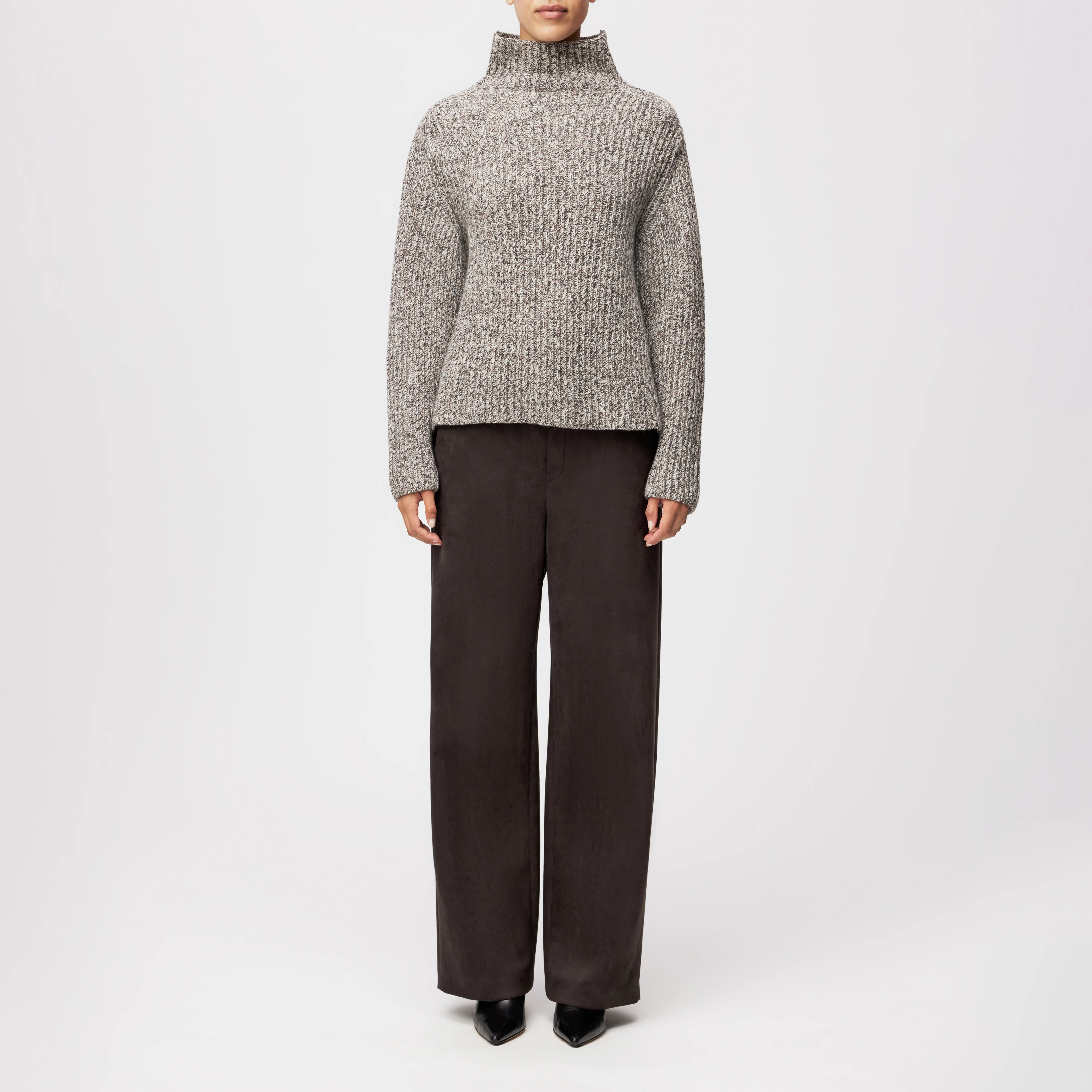 VARISA - Turtleneck jumper in wool-cotton blend - women - brown - Ganzkörper-Frontansicht