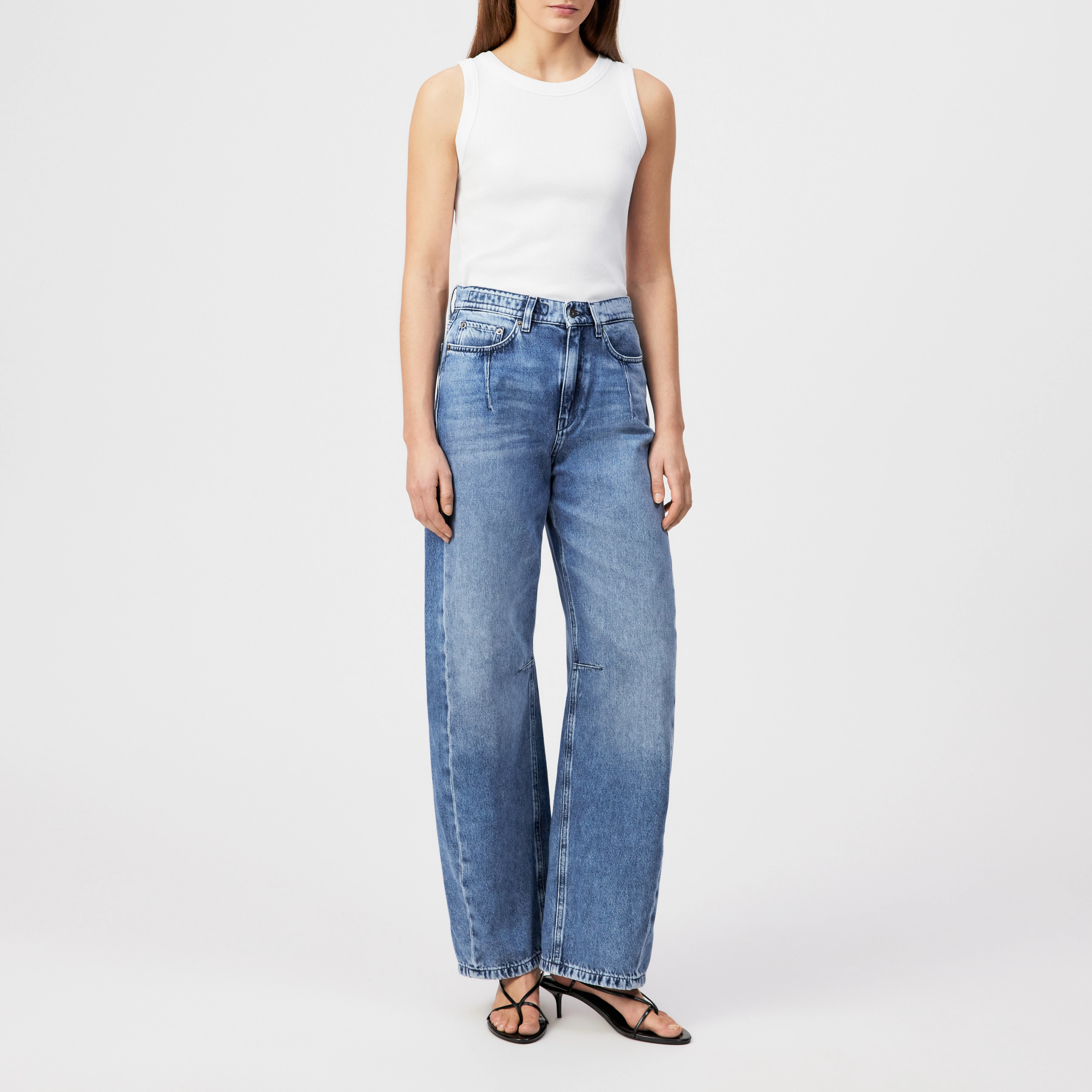 LIABLE - Relaxed Fit buks i blødt denim - women - blå - Ganzkörper-Frontansicht