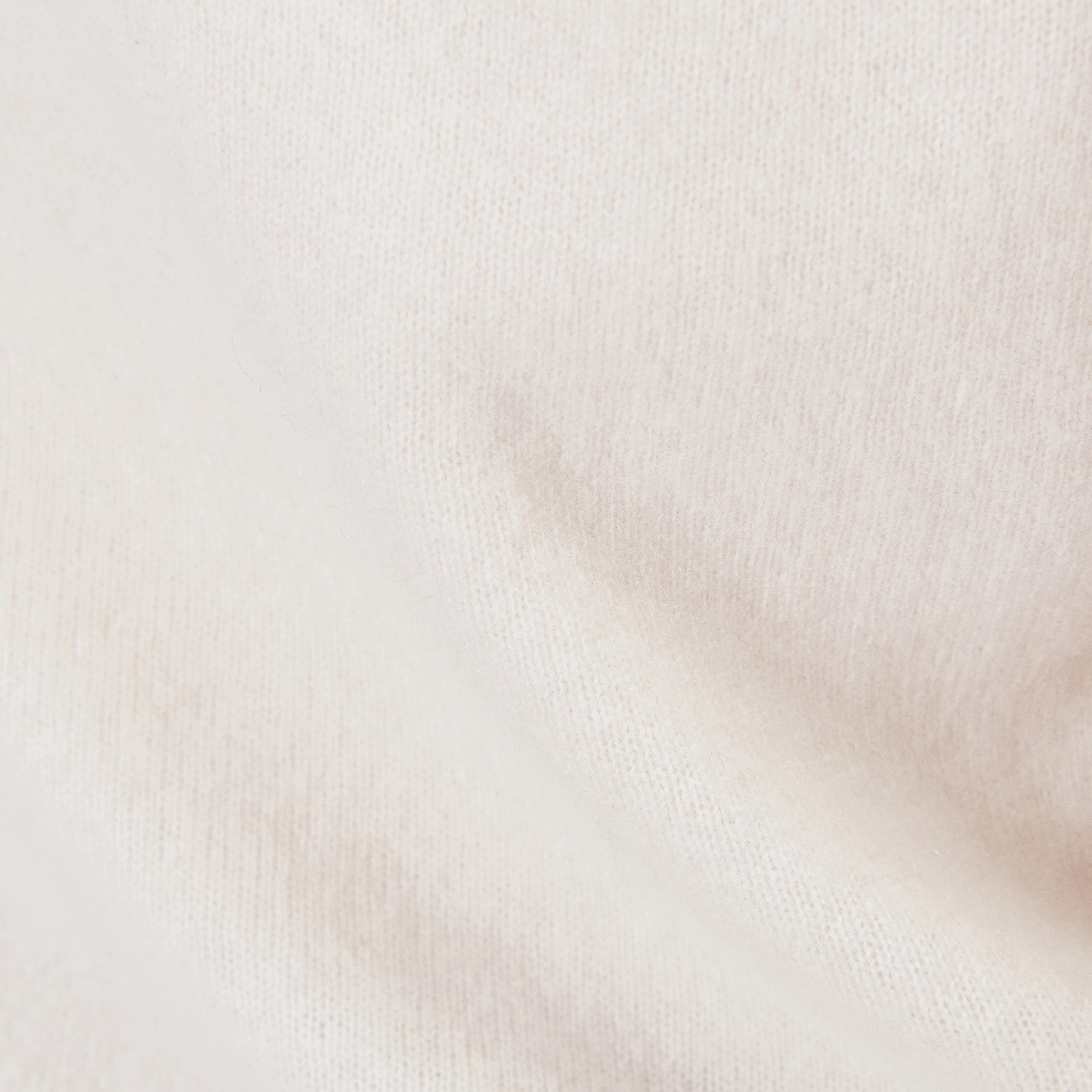 MOENY - Oversized pure cashmere knit T-shirt - women - beige - Materialbild (B2C)