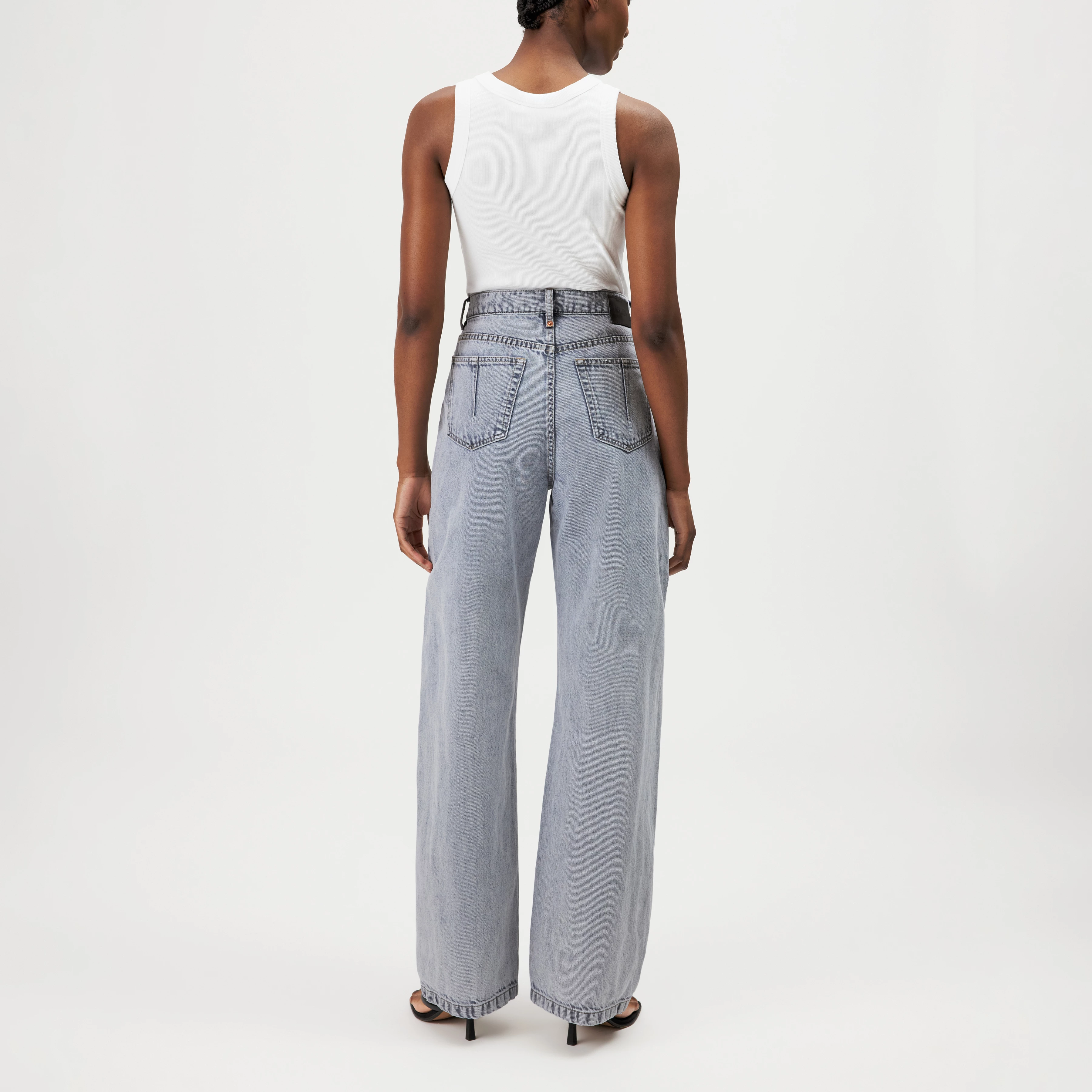 LIABLE - Pantalon coupe décontractée en denim clair - women - bleu - Rückansicht