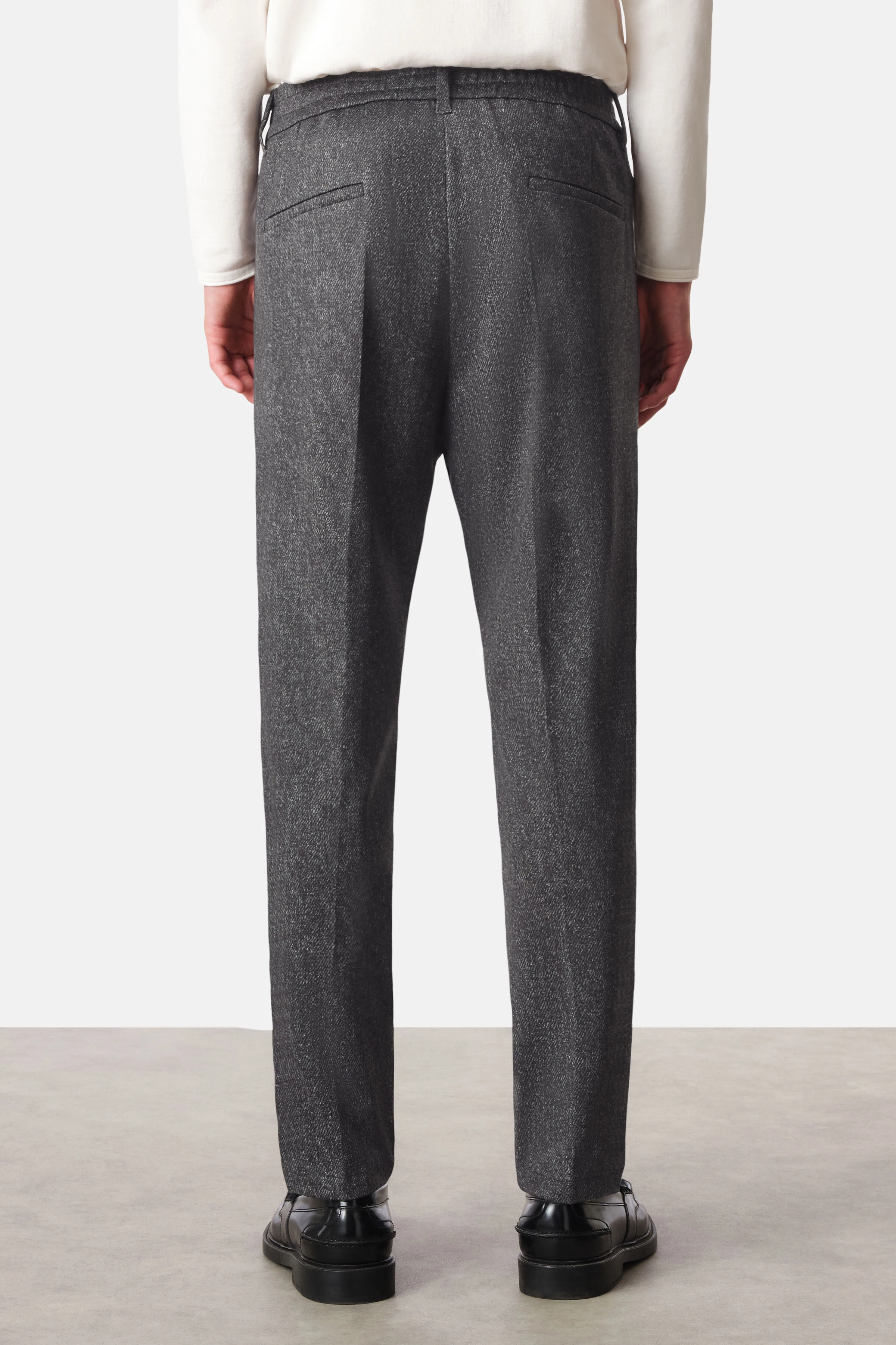 CHASY - casual trousers with pleat in jersey - men - blue - Rückansicht