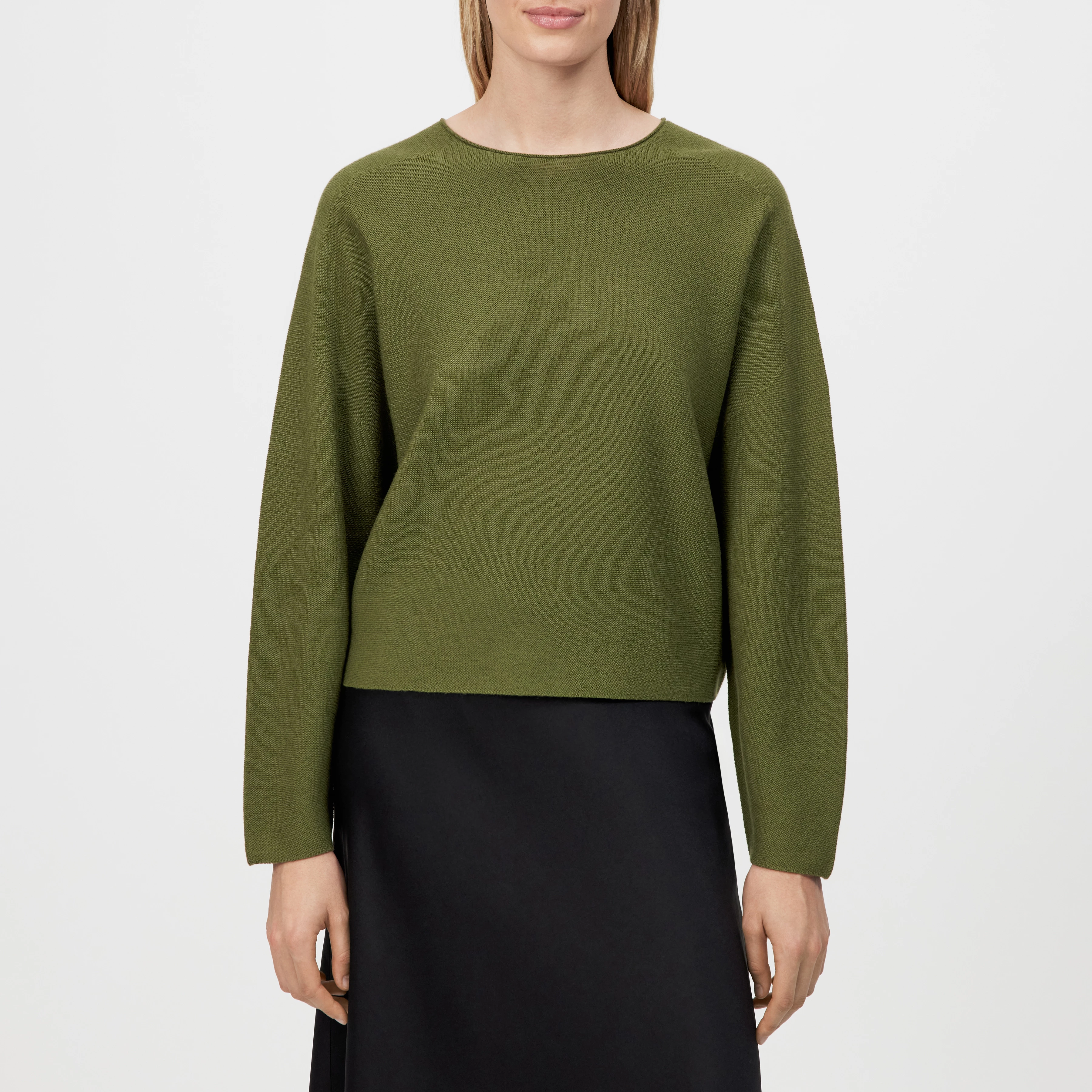 MEAMI - Vekürzter Egg-Shape Pullover in 100% Merinowolle - Damen - grün - Frontansicht