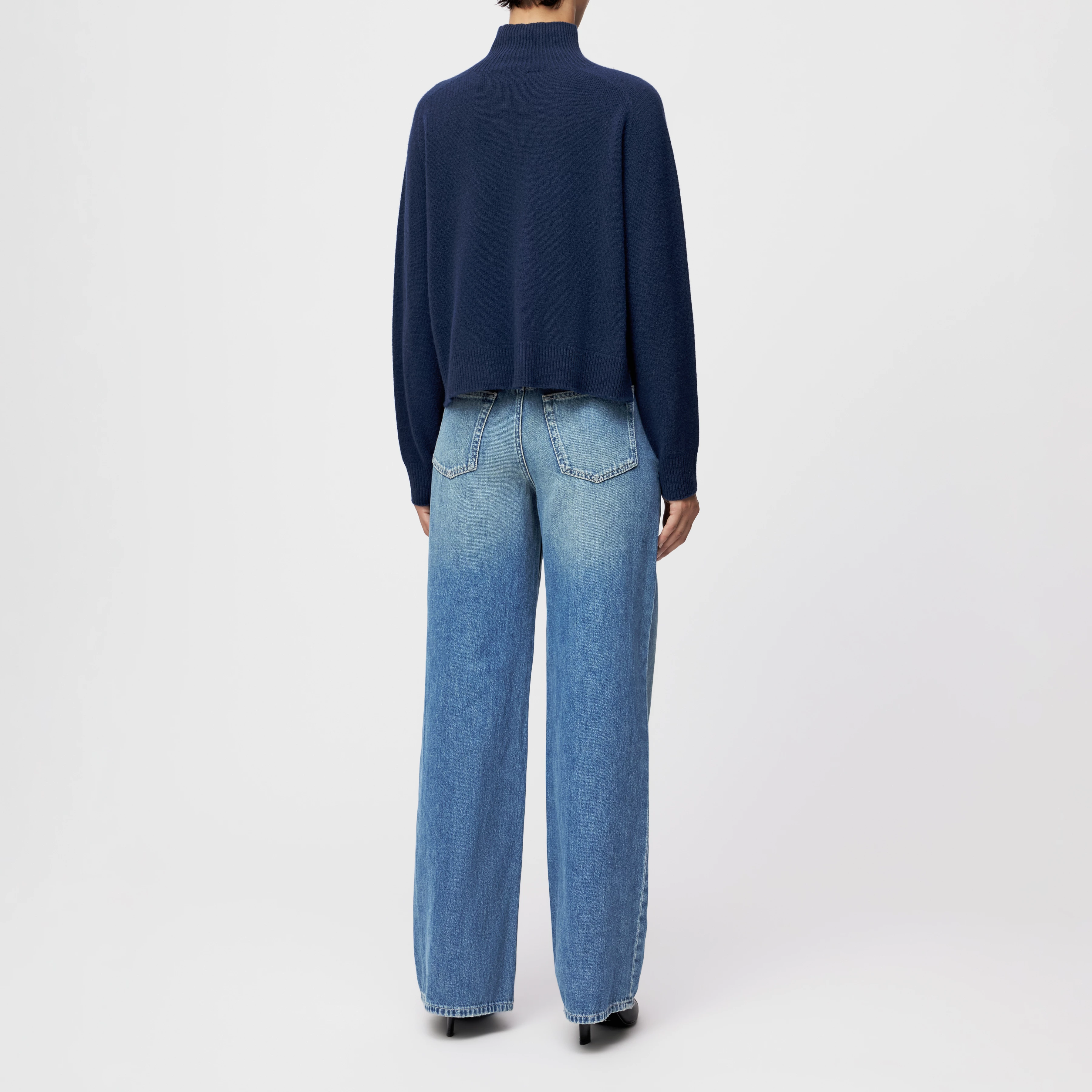 LYZIMA - Turtleneck jumper in virgin wool - women - blue - Rückansicht