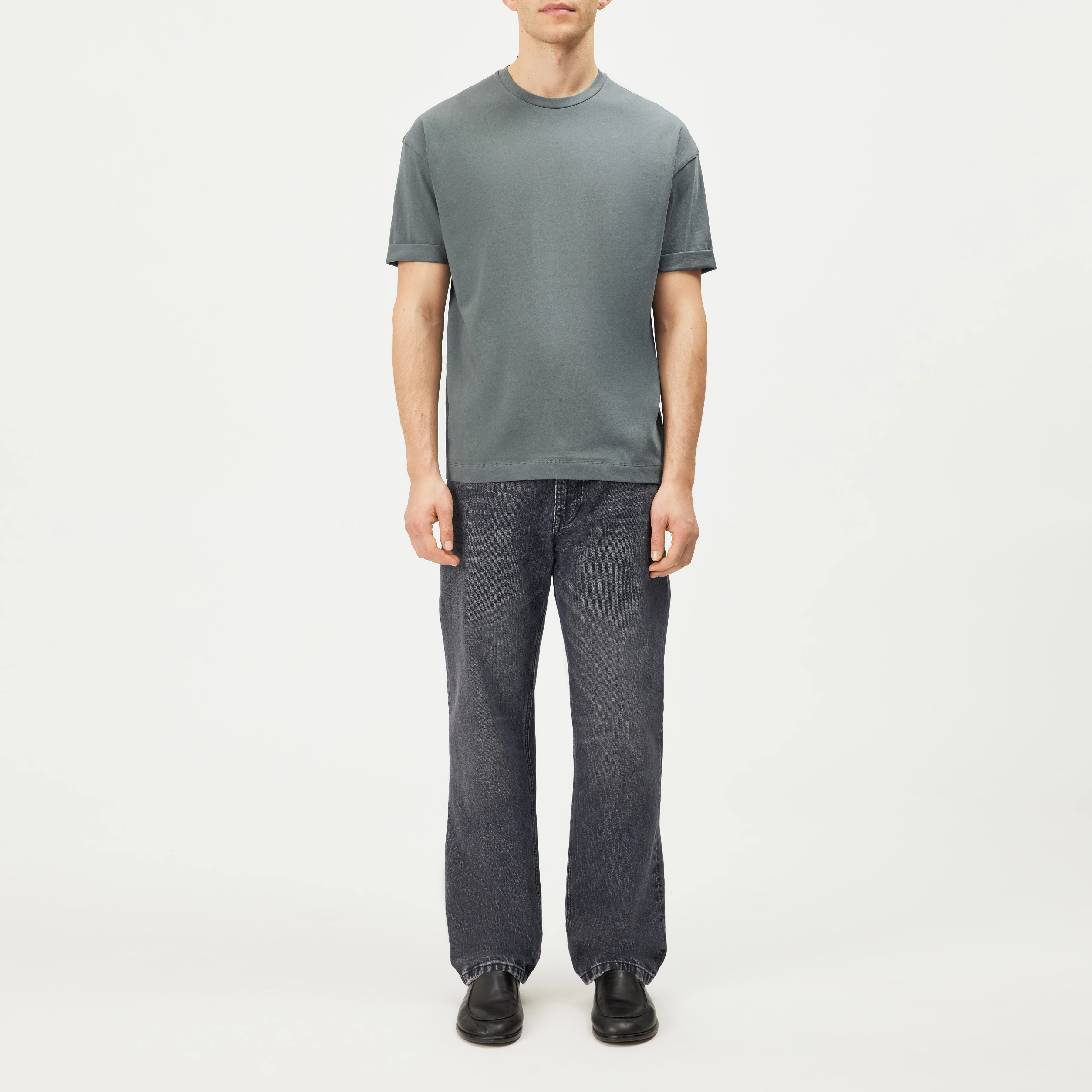 THILO - Relaxed fit T-shirt in pure cotton - men - green - Ganzkörper-Frontansicht