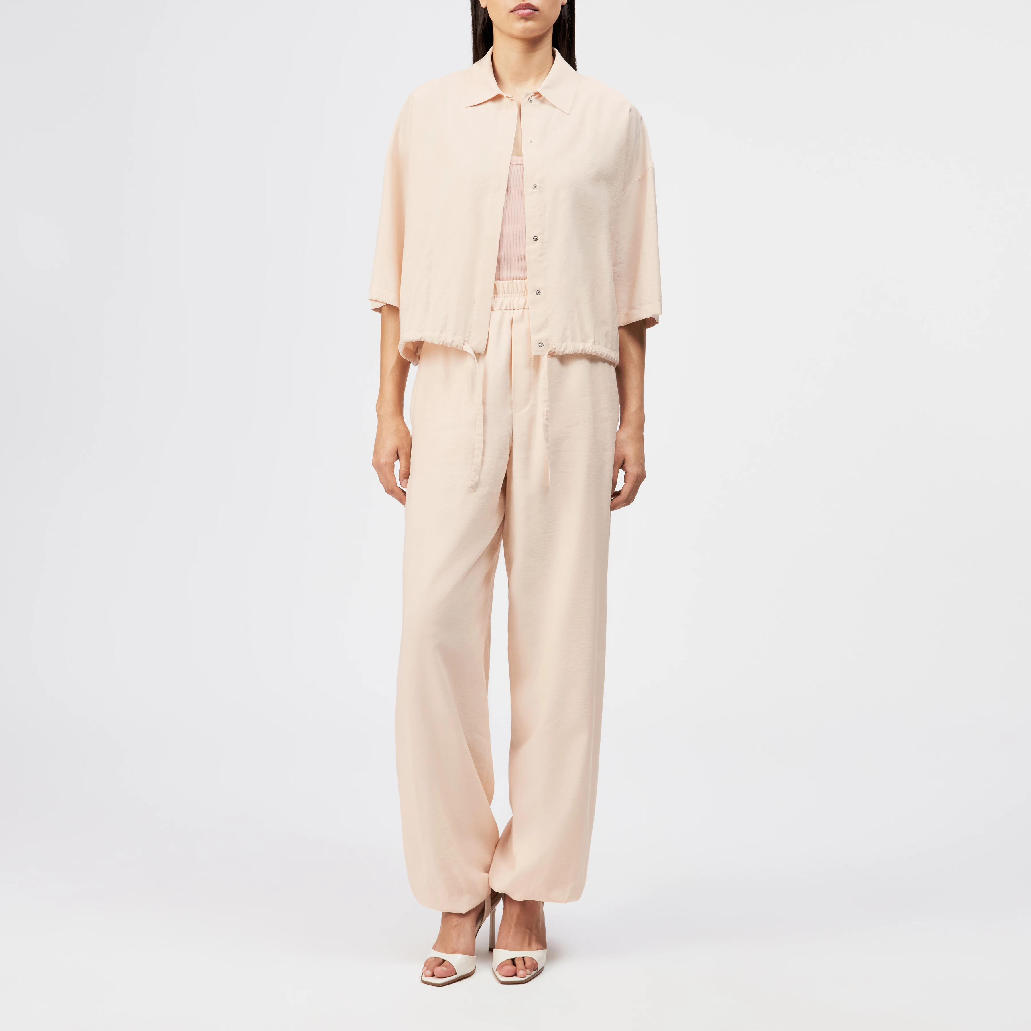 LAINAY - Chemise crop, coupe décontractée, twill doux - women - orange - Ganzkörper-Frontansicht