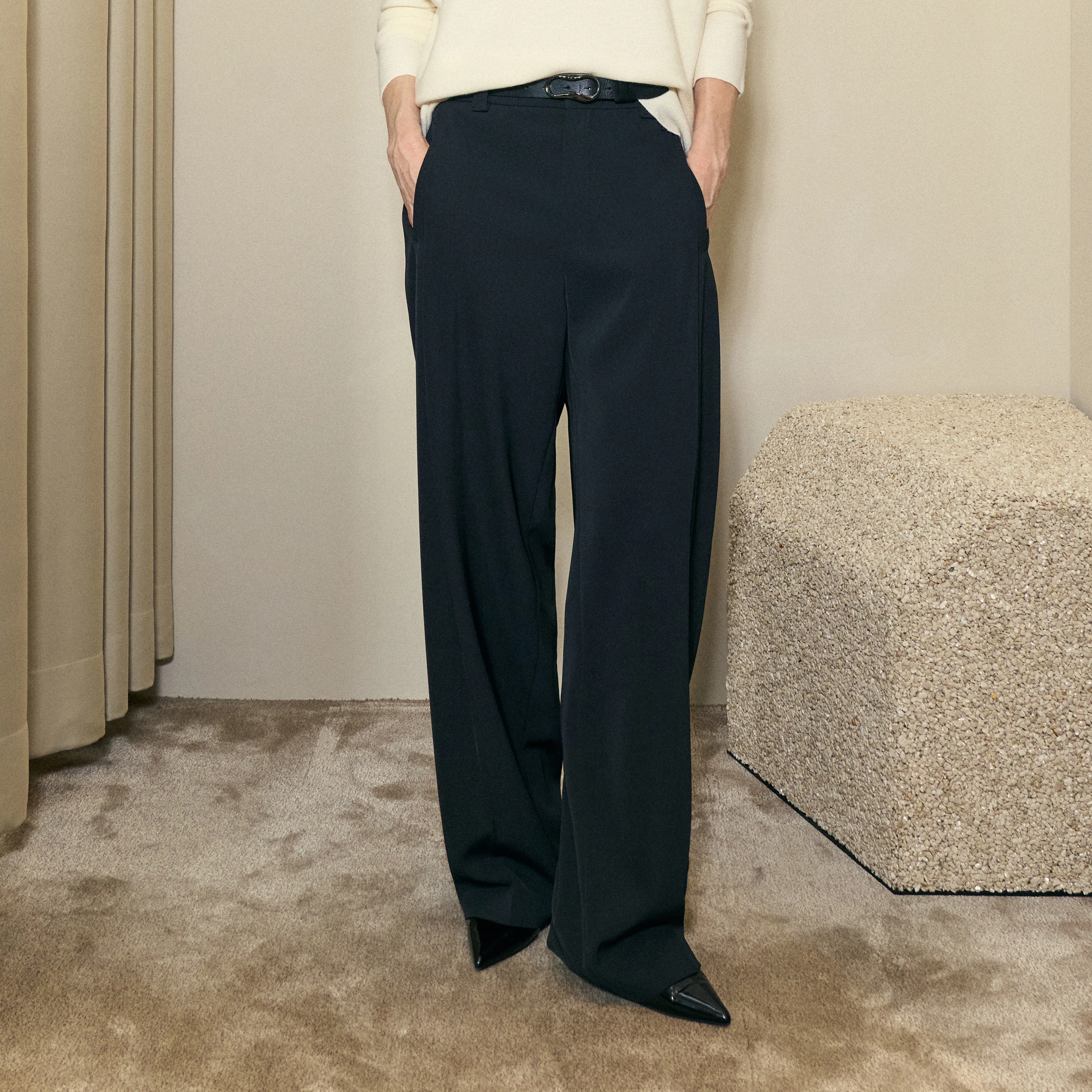 UNPACK - Trousers in techno twill - women - black