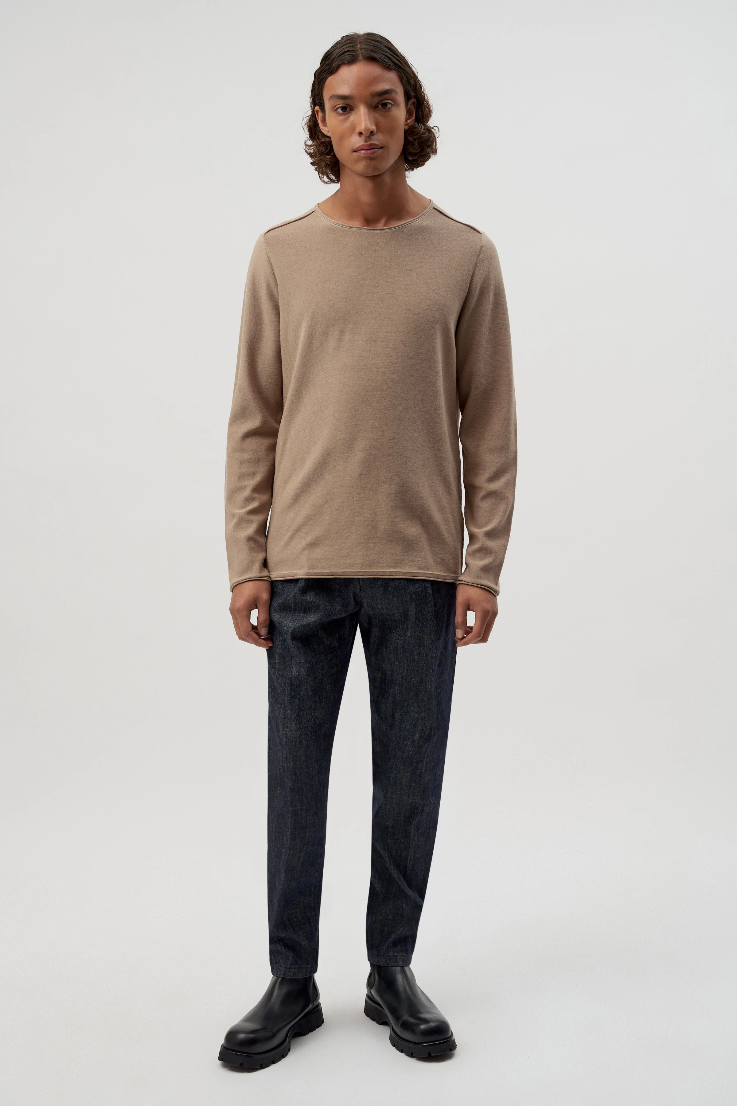 RIK - Pullover mit rollenden Kanten aus reiner Baumwolle - Herren - braun - Ganzkörper-Frontansicht