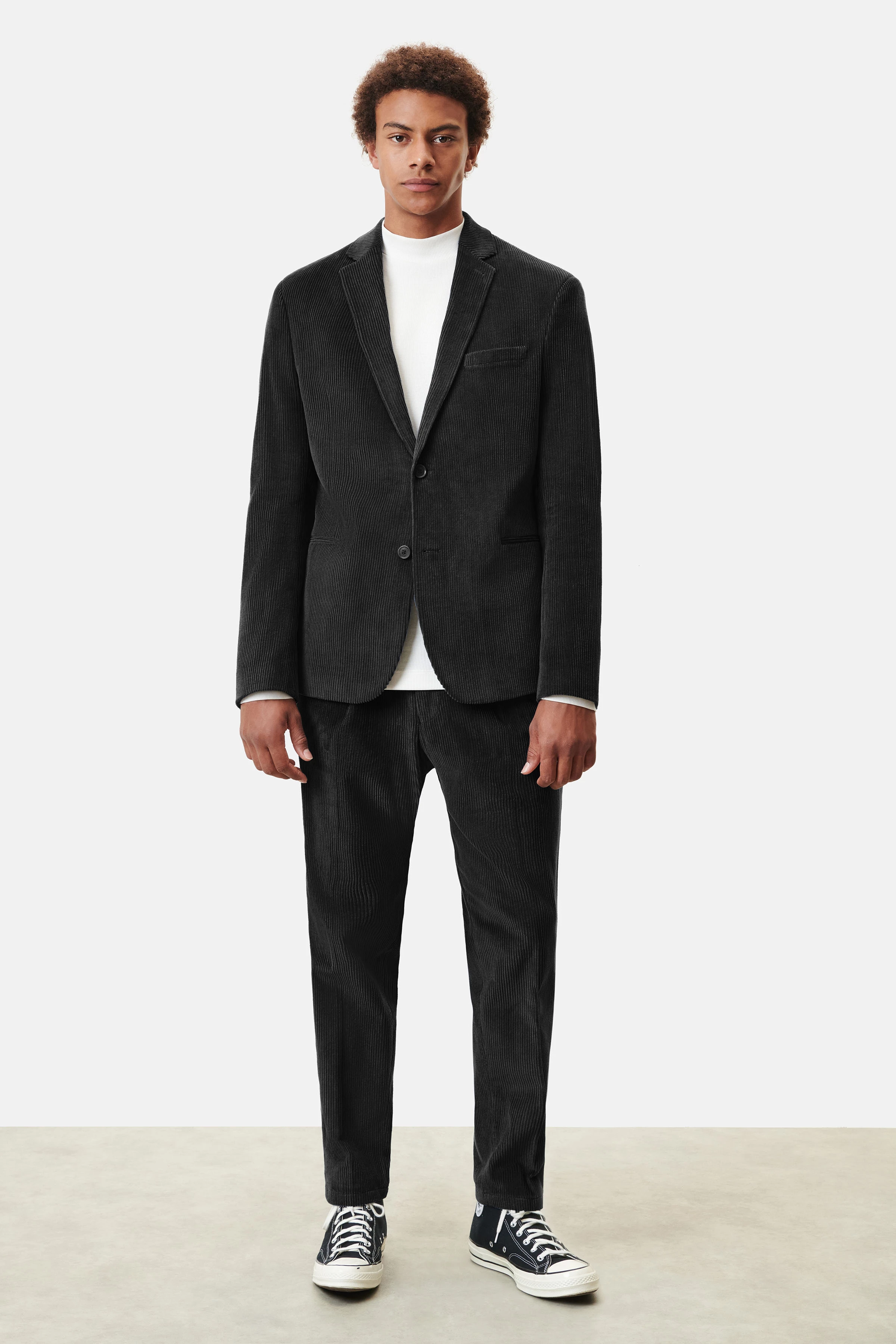 HORLEY - Slim Fit Sakko mit fallendem Revers in Cord - Herren - schwarz - Ganzkörper-Frontansicht