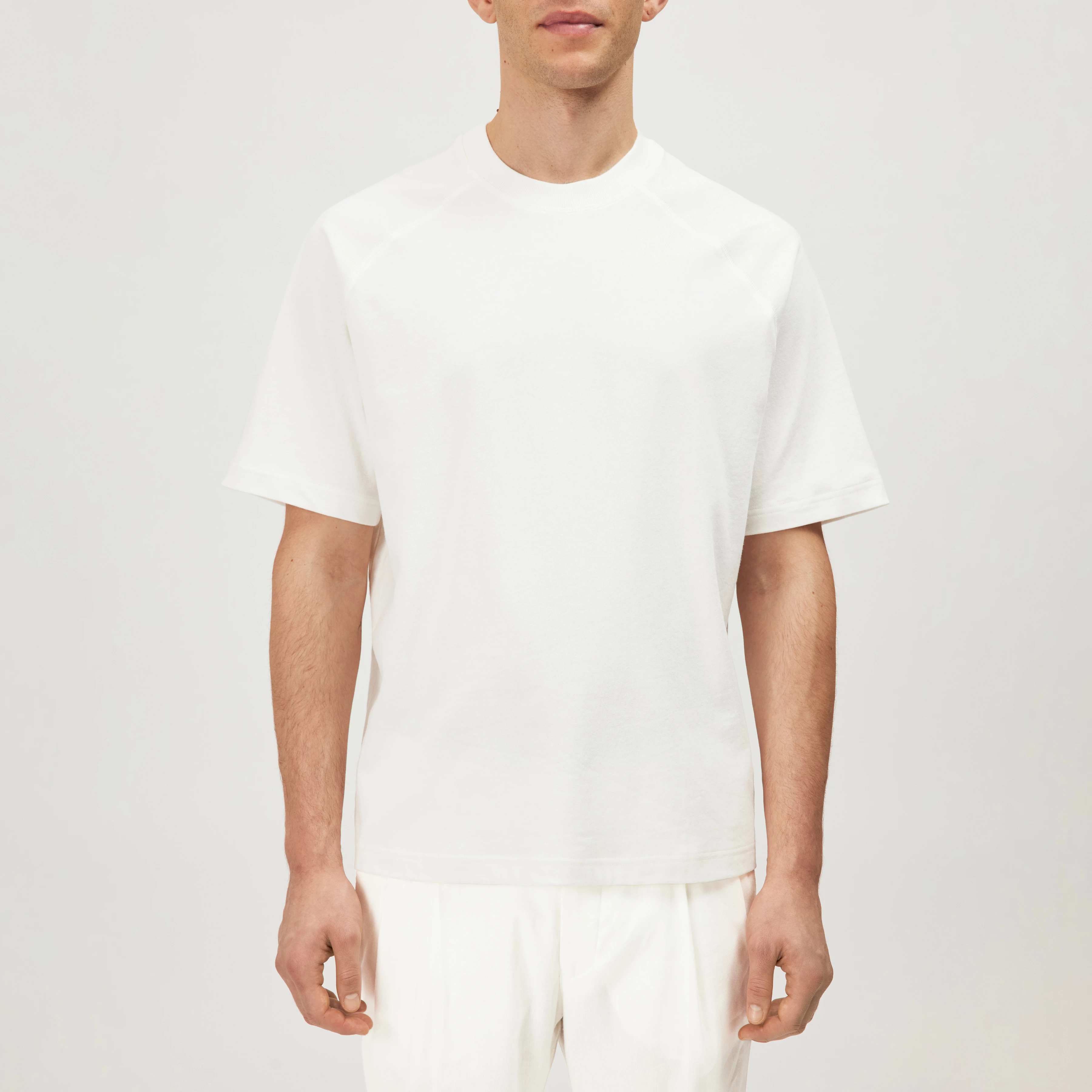 MAVIAN - Relaxed, washed cotton tee. - men - off white - Frontansicht