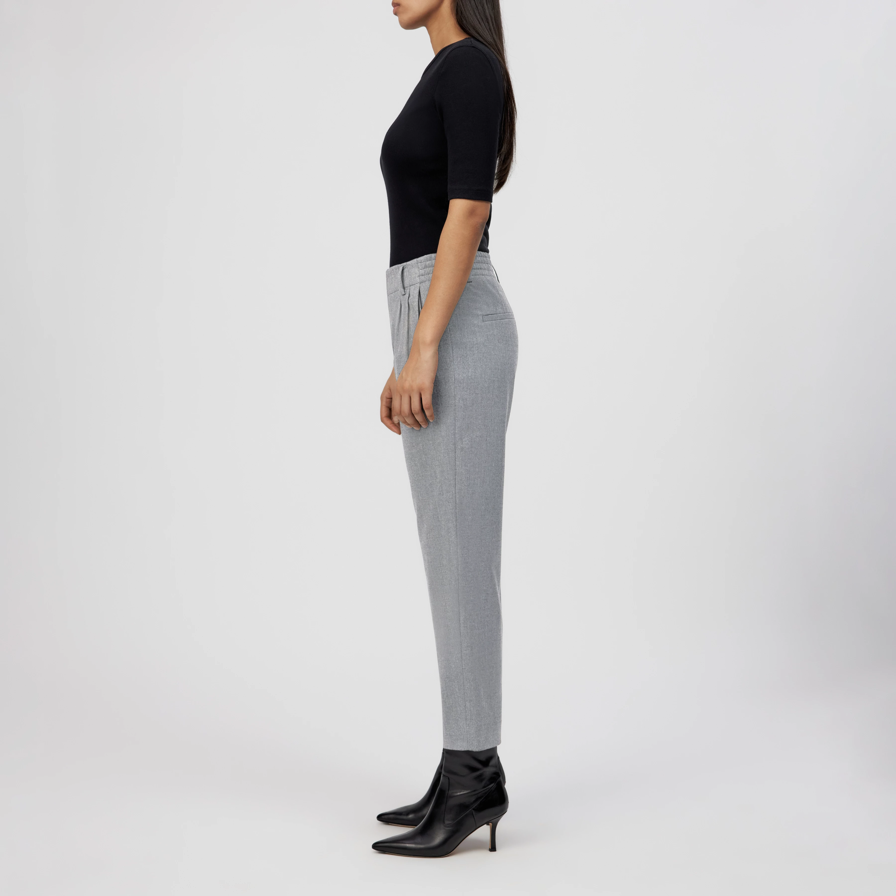 DISPATCH_0 - Pleated trousers in viscose blend - women - grey - Seitenansicht