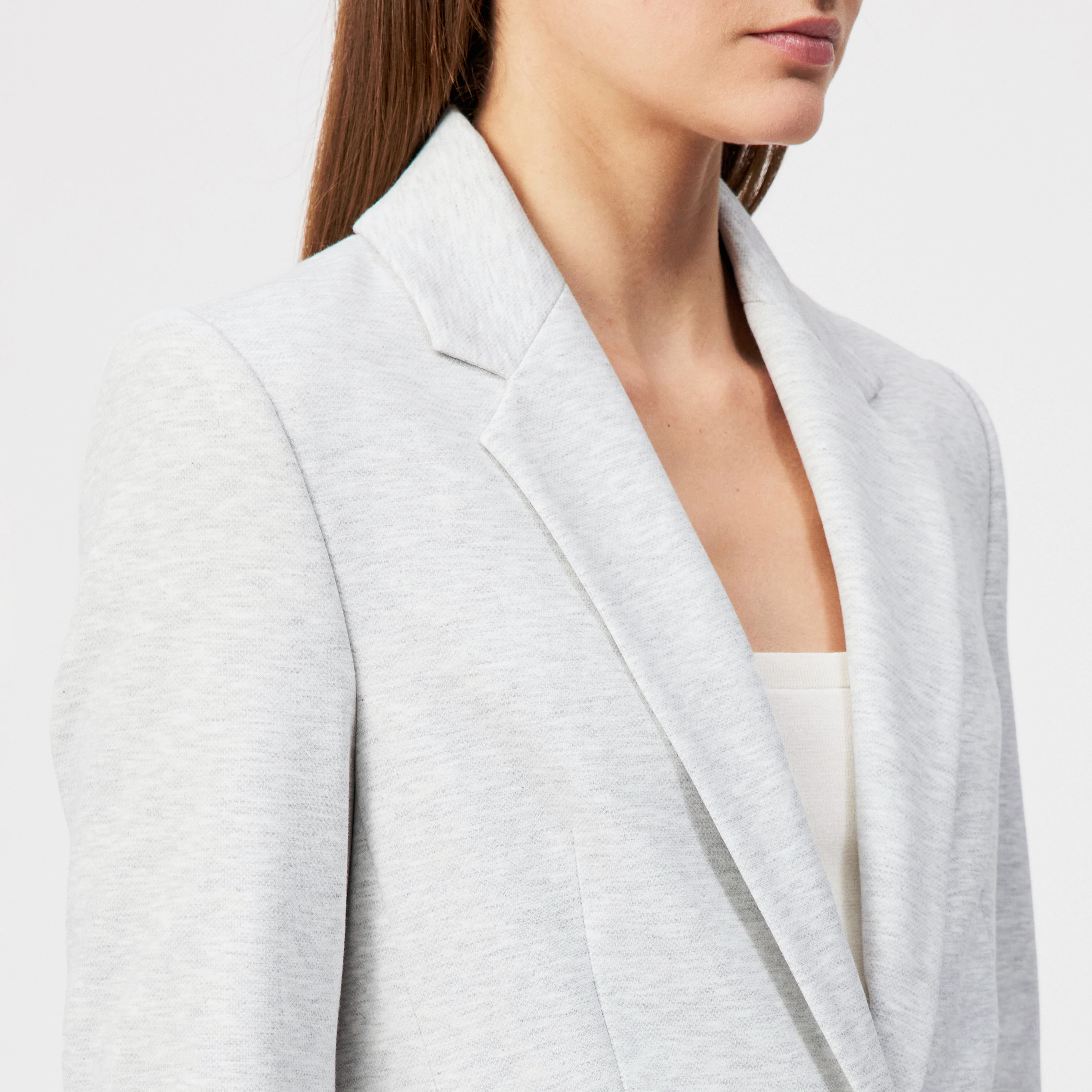 ATLIN_2 - Einknopf-Blazer in Jersey mit Dessin - Damen - grau - Detailansicht am Model