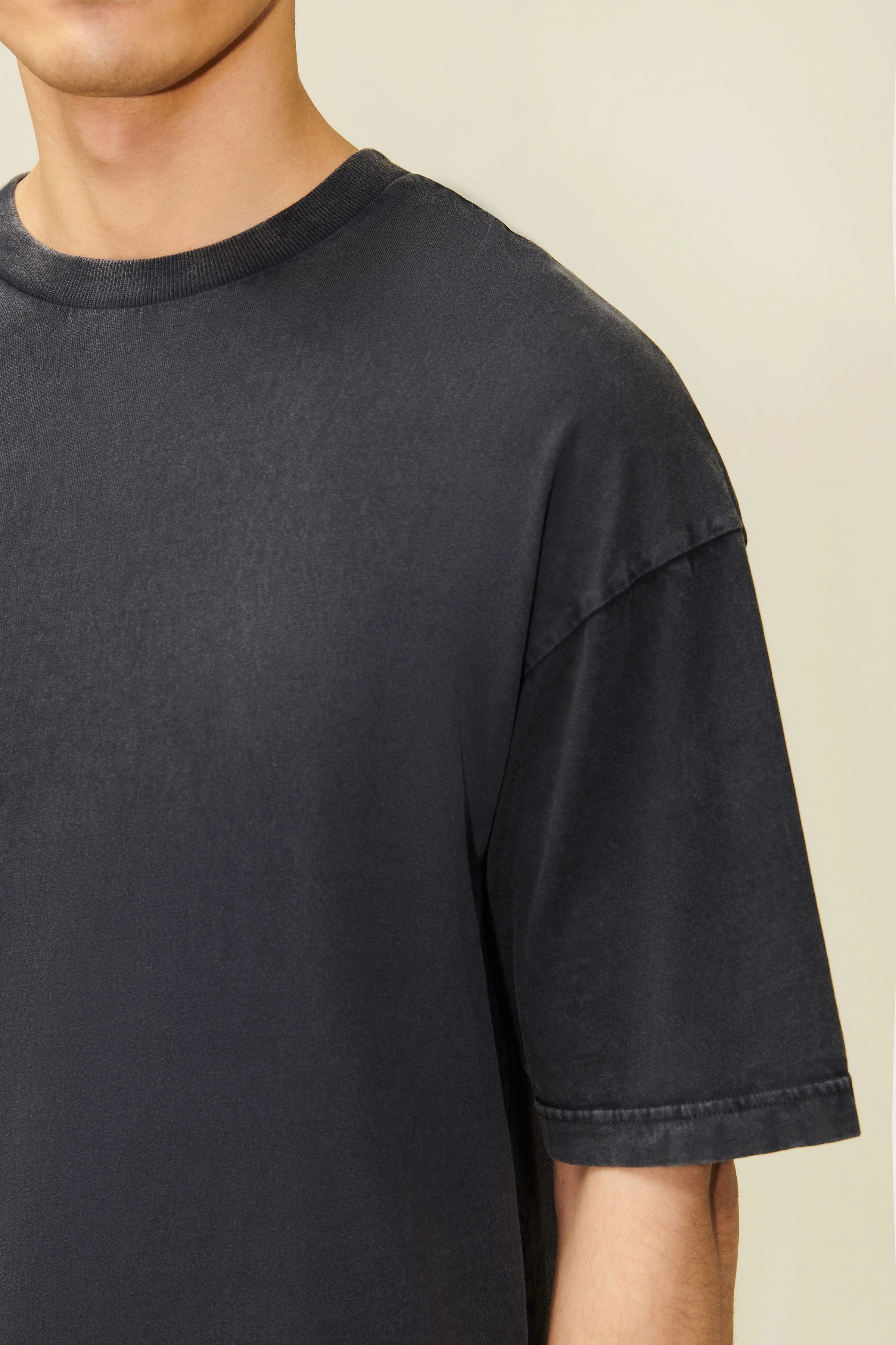 HUNT - Oversized T-Shirt im Washed-Look - Herren - grau - Seitenansicht