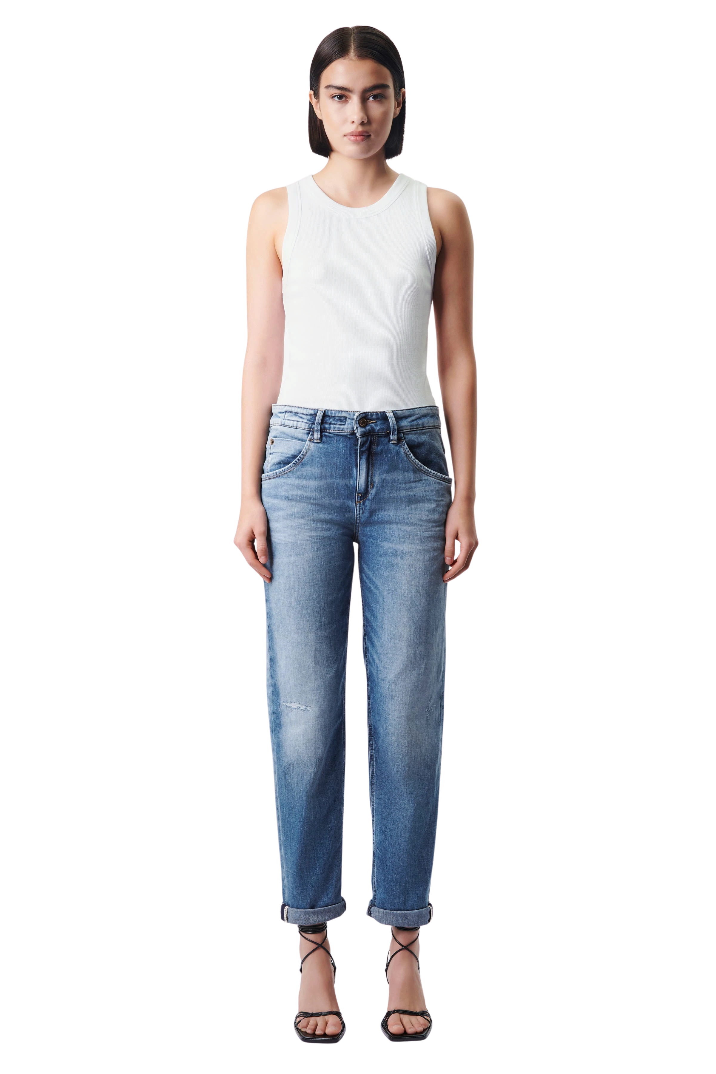 LIKE - Girlfriend-Jeans mit Krempelsaum in Mid-Blue - Damen - blau - Ganzkörper-Frontansicht