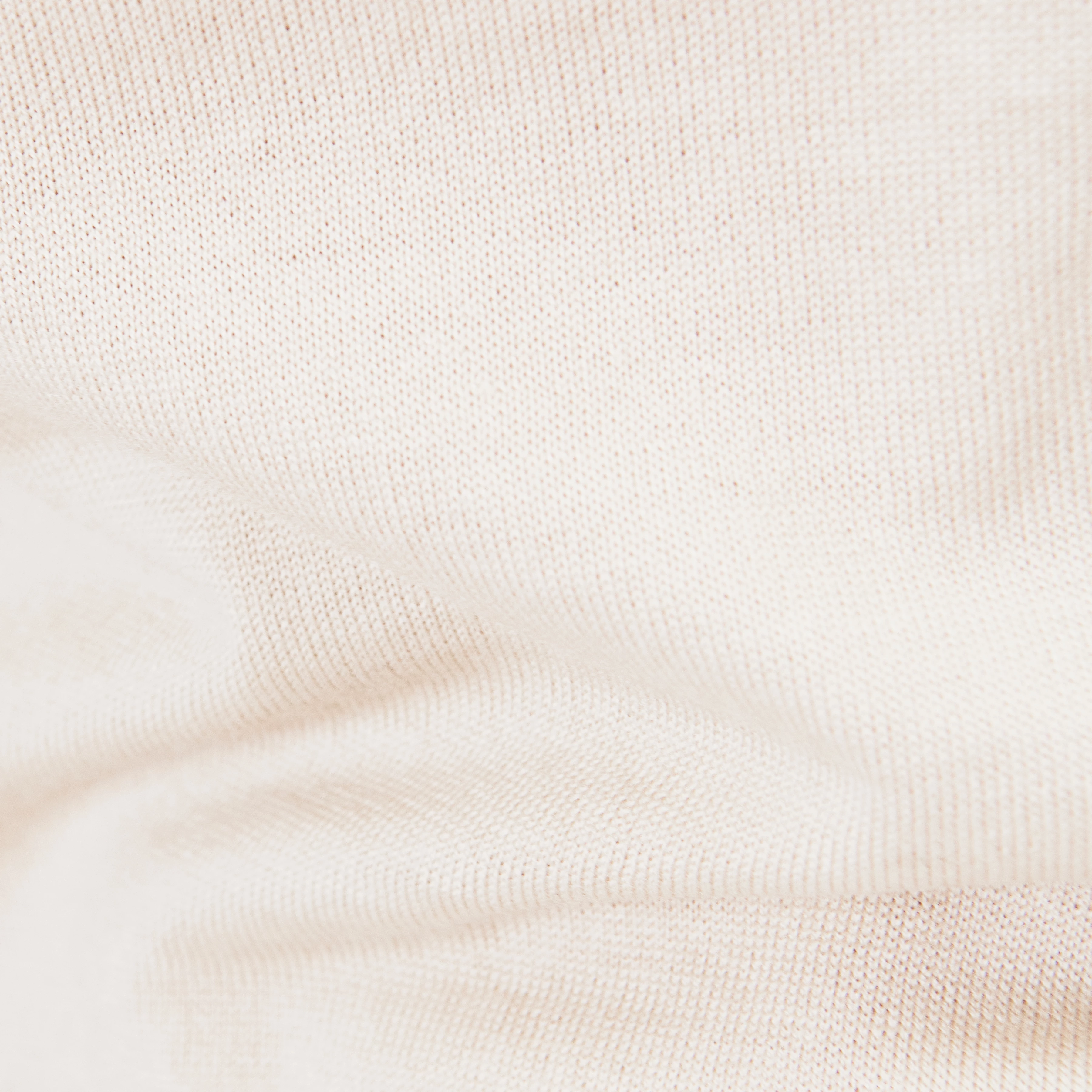 MYNERVA - Pure wool knit polo shirt - women - beige - Materialbild (B2C)