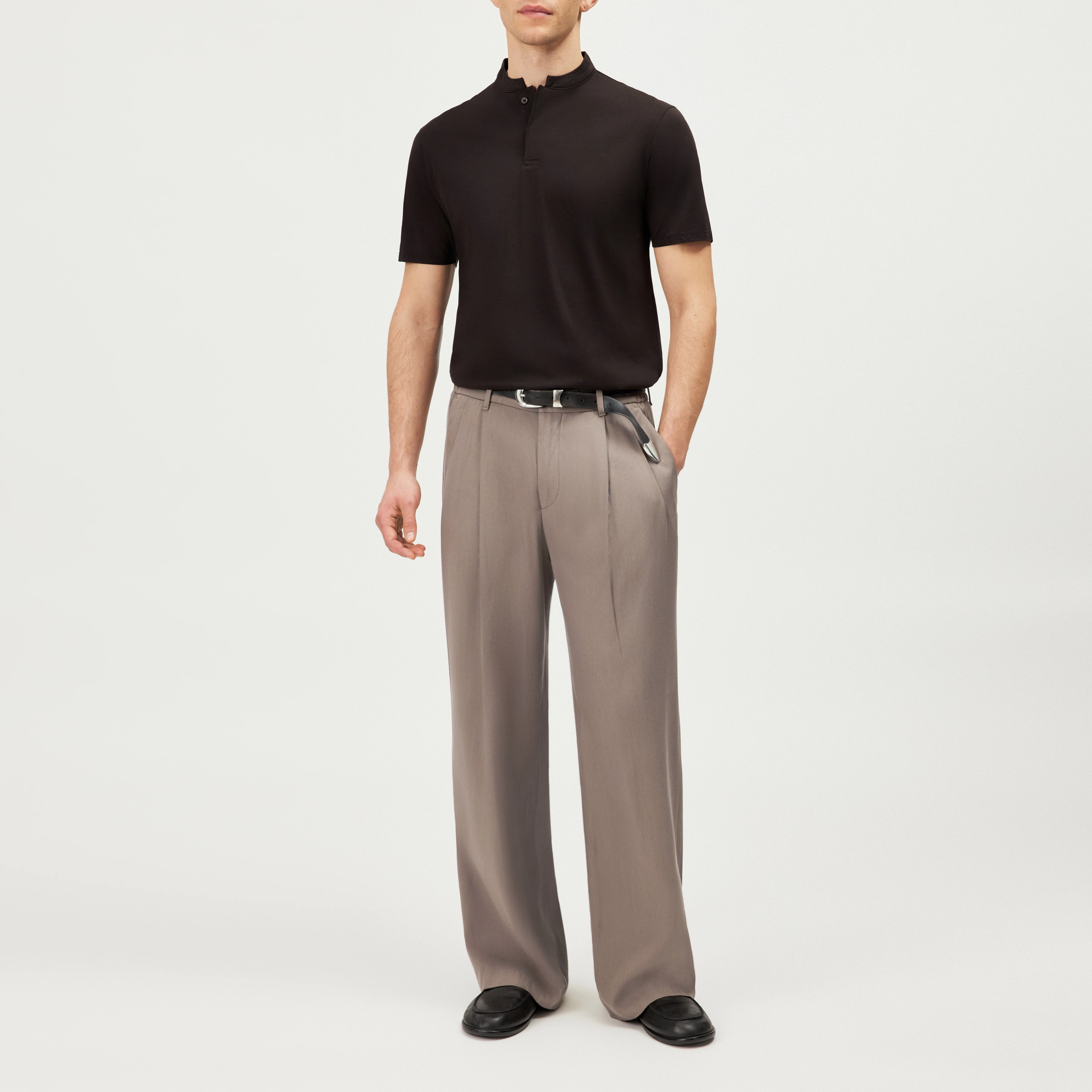 LOUIS - T-shirt with button placket in blended cotton modal - men - brown - Ganzkörper-Frontansicht