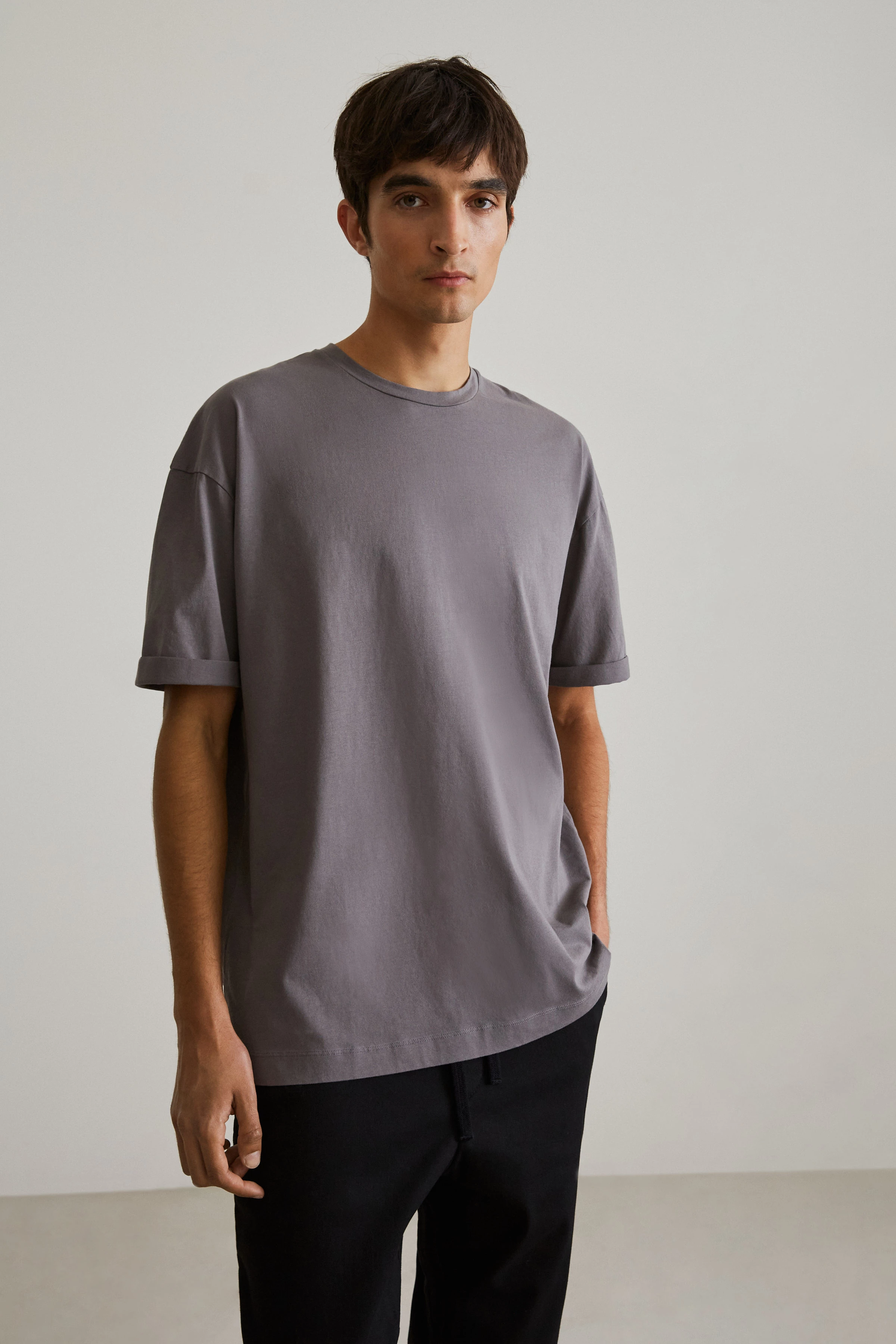 THILO - oversized pure cotton t-shirt - men - grey - Frontansicht