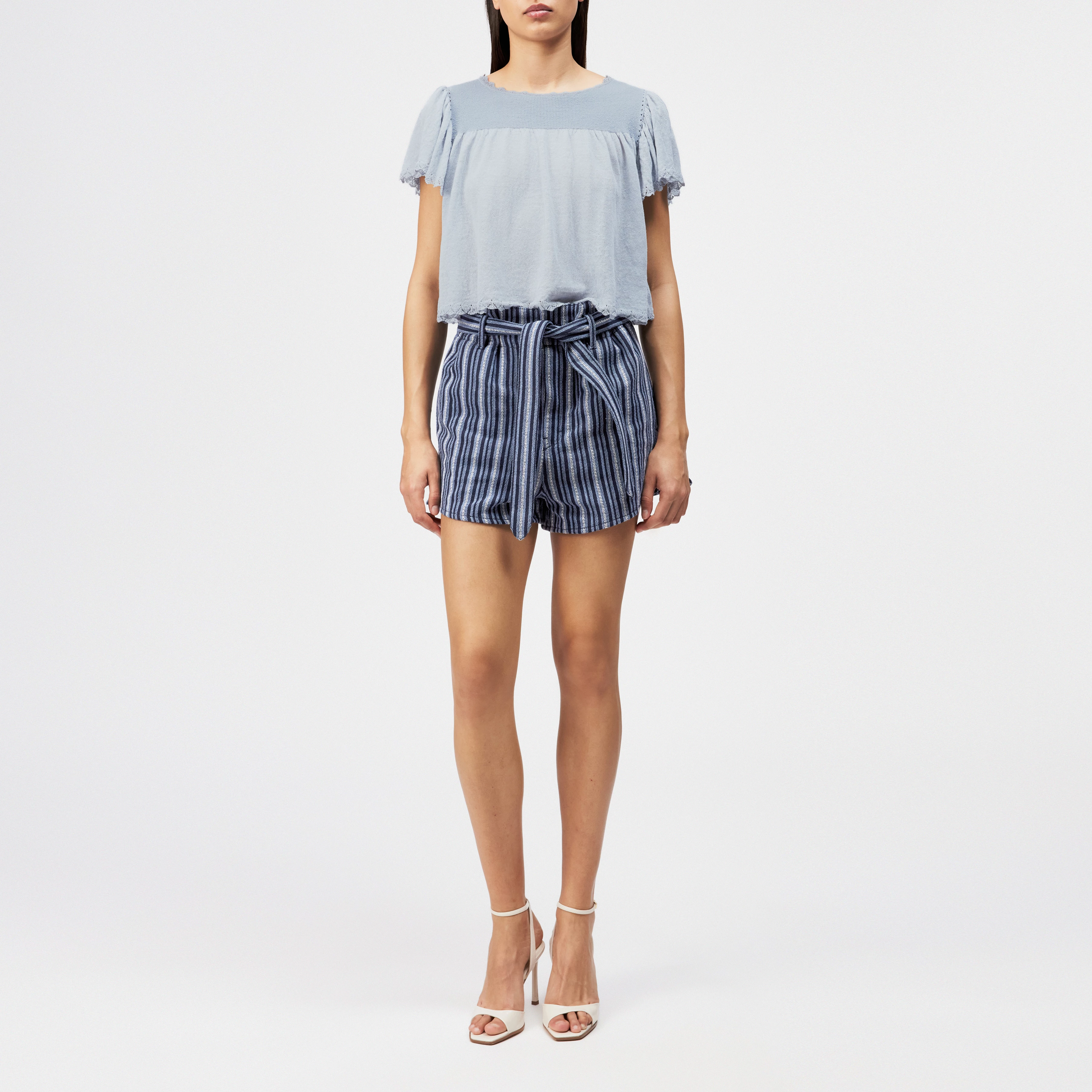TAYLIE - Cropped blouse in linen blend - women - blue - Ganzkörper-Frontansicht
