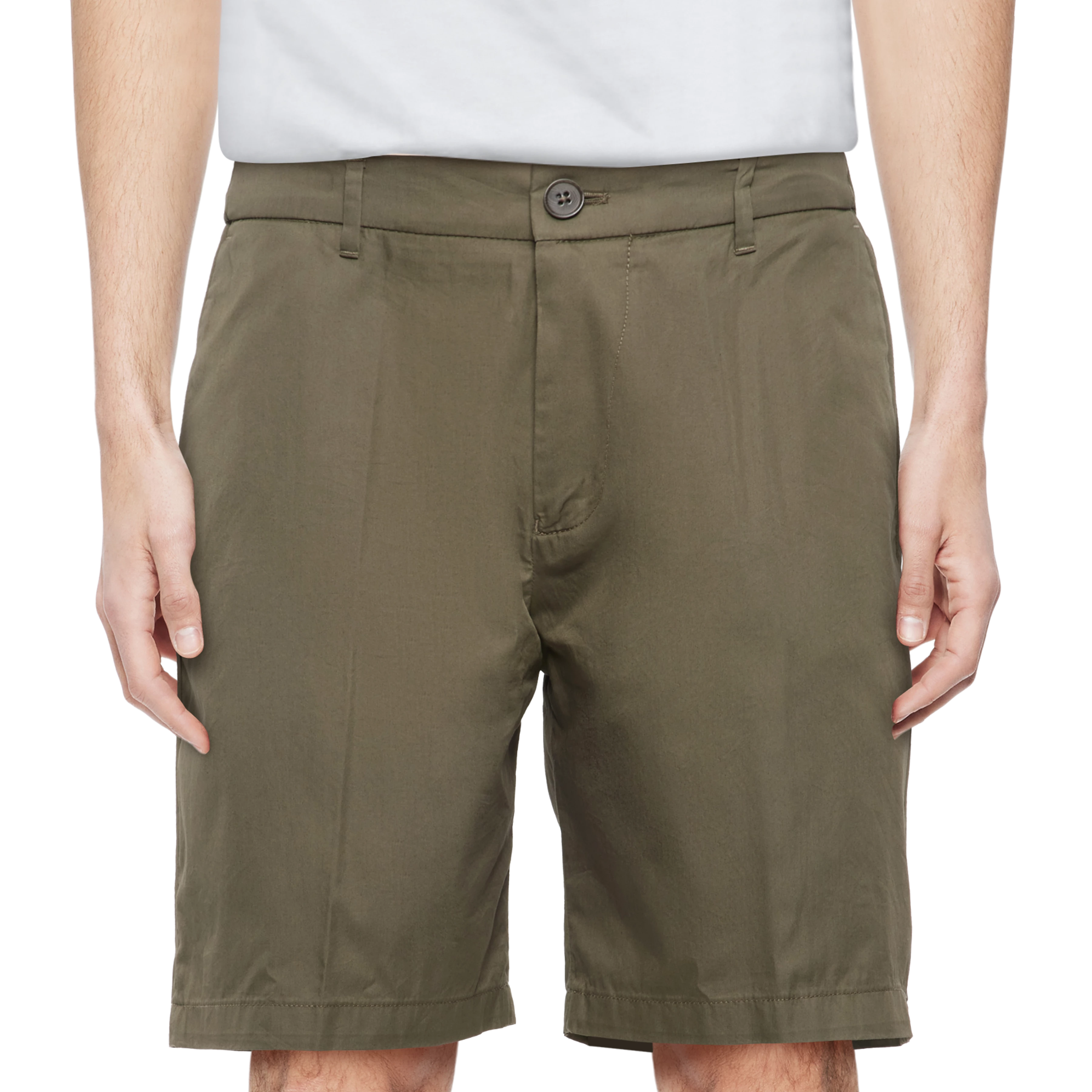 YASAN - Shorts in nylon - men - green - Detailansicht am Model
