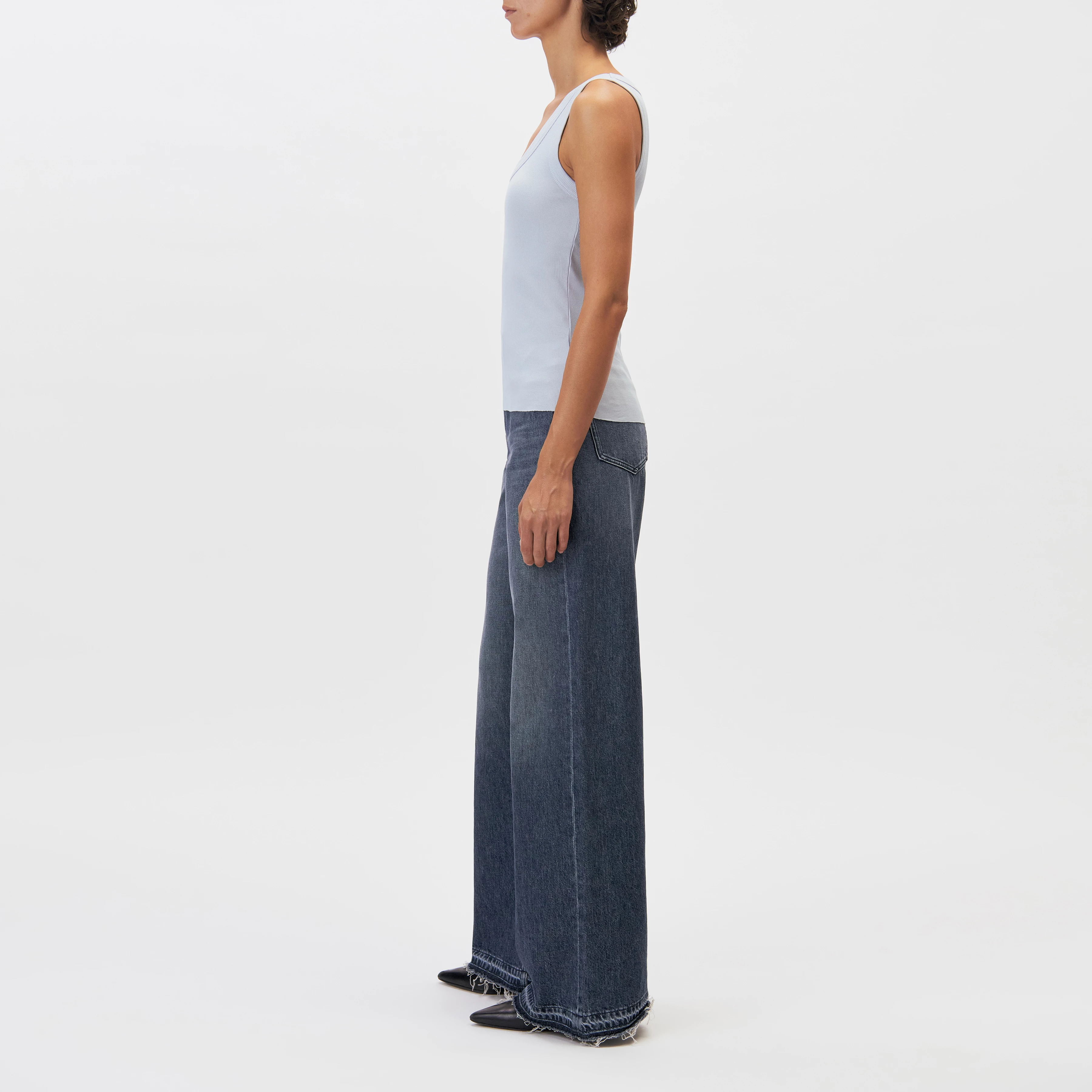 TAVIRA - Ribbed tank top with feminine round neckline - women - blue - Seitenansicht