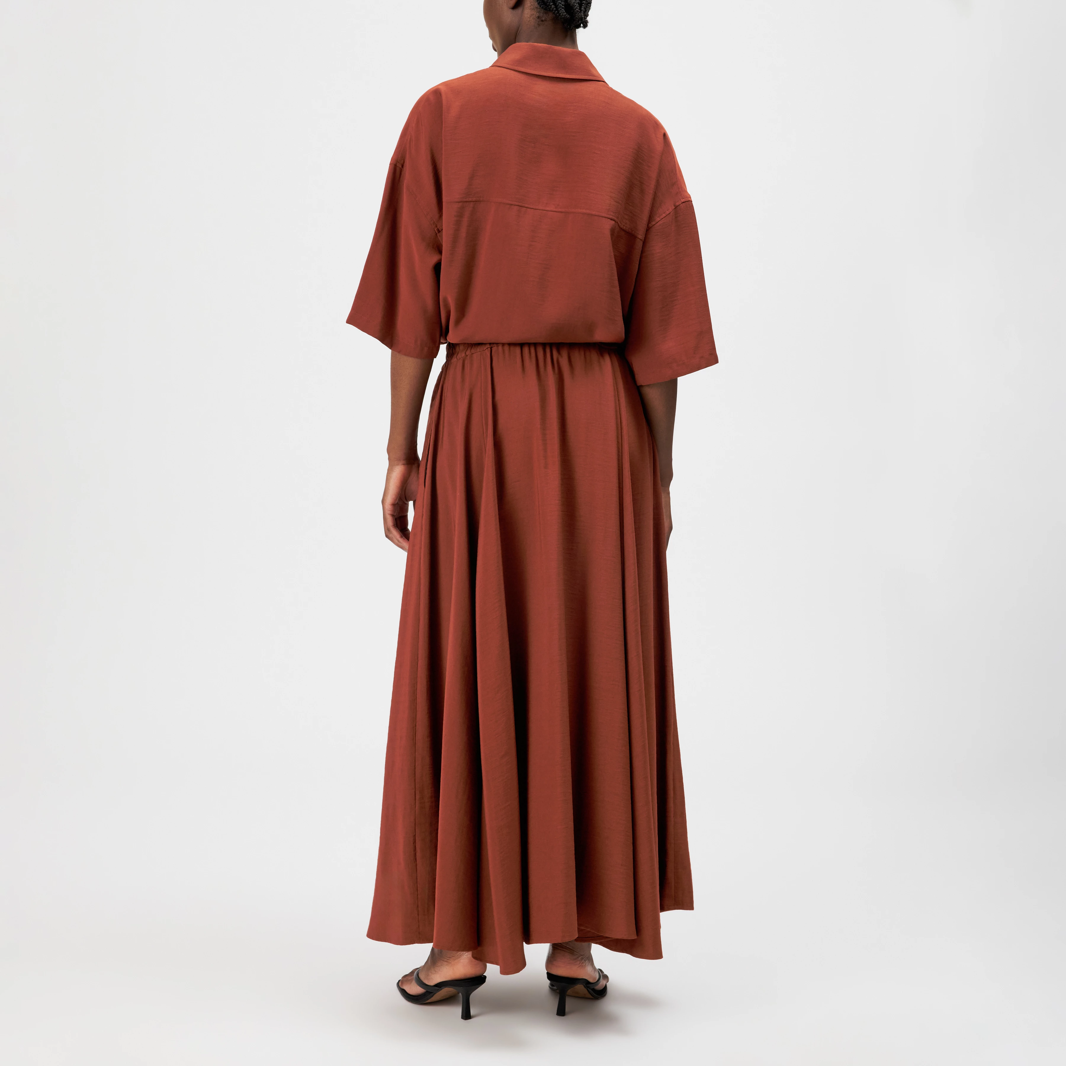 QERIME_1 - Jupe évasée en twill fluide - women - rouge - Rückansicht