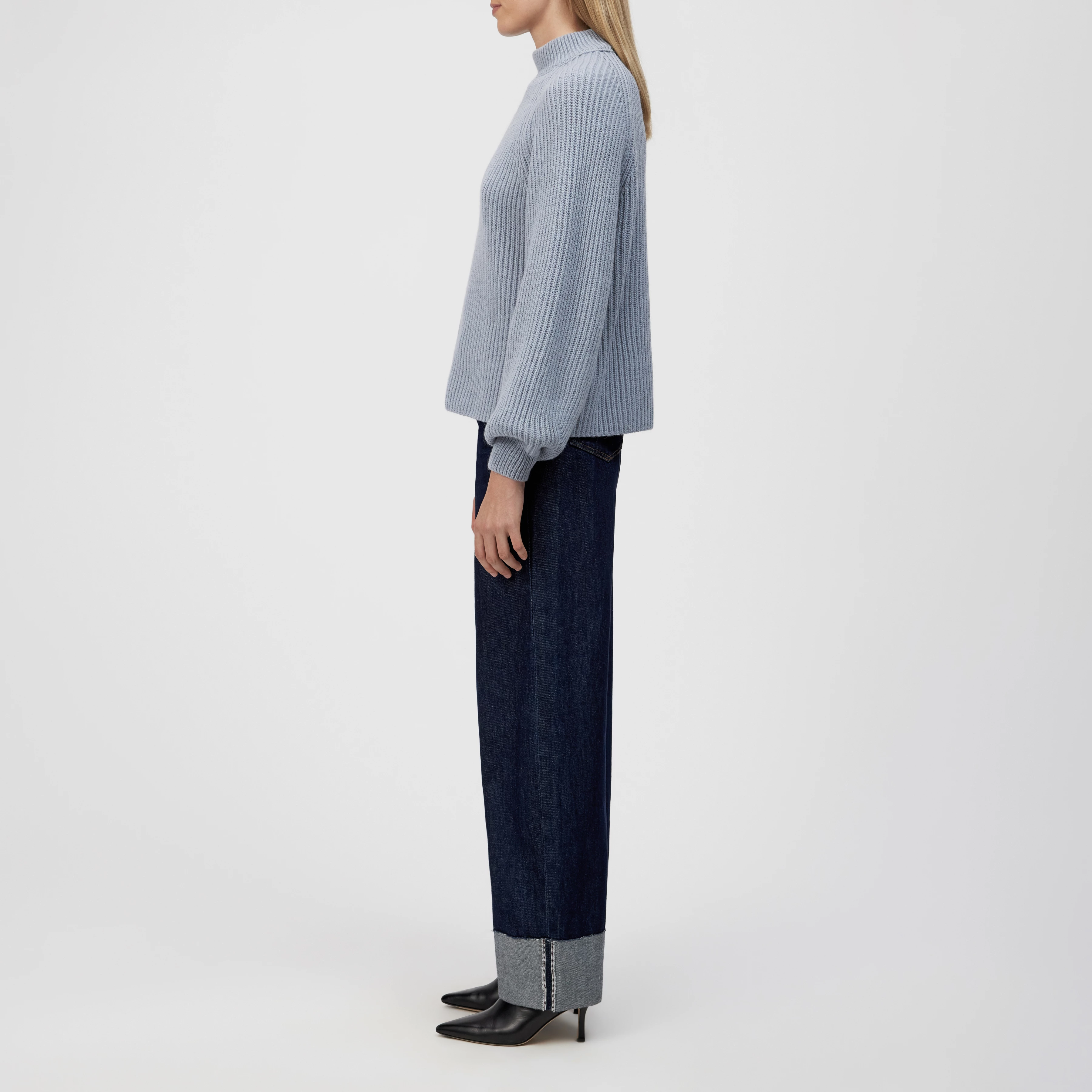 KIMONI - Sweater with balloon sleeves in wool and alpaca blend - women - blue - Seitenansicht