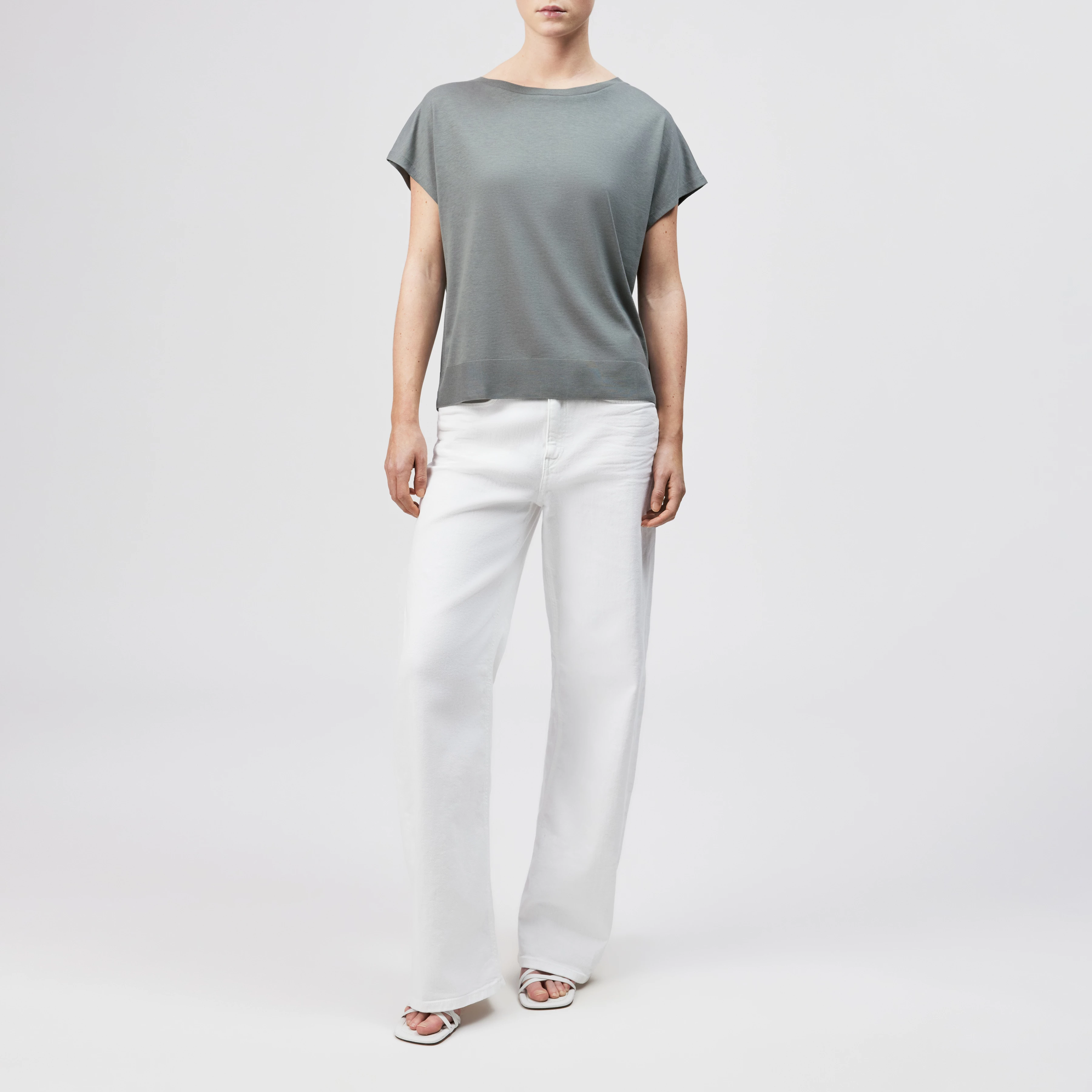 VANOPE - T-shirt in lyocell-cotton mix - women - green - Ganzkörper-Frontansicht