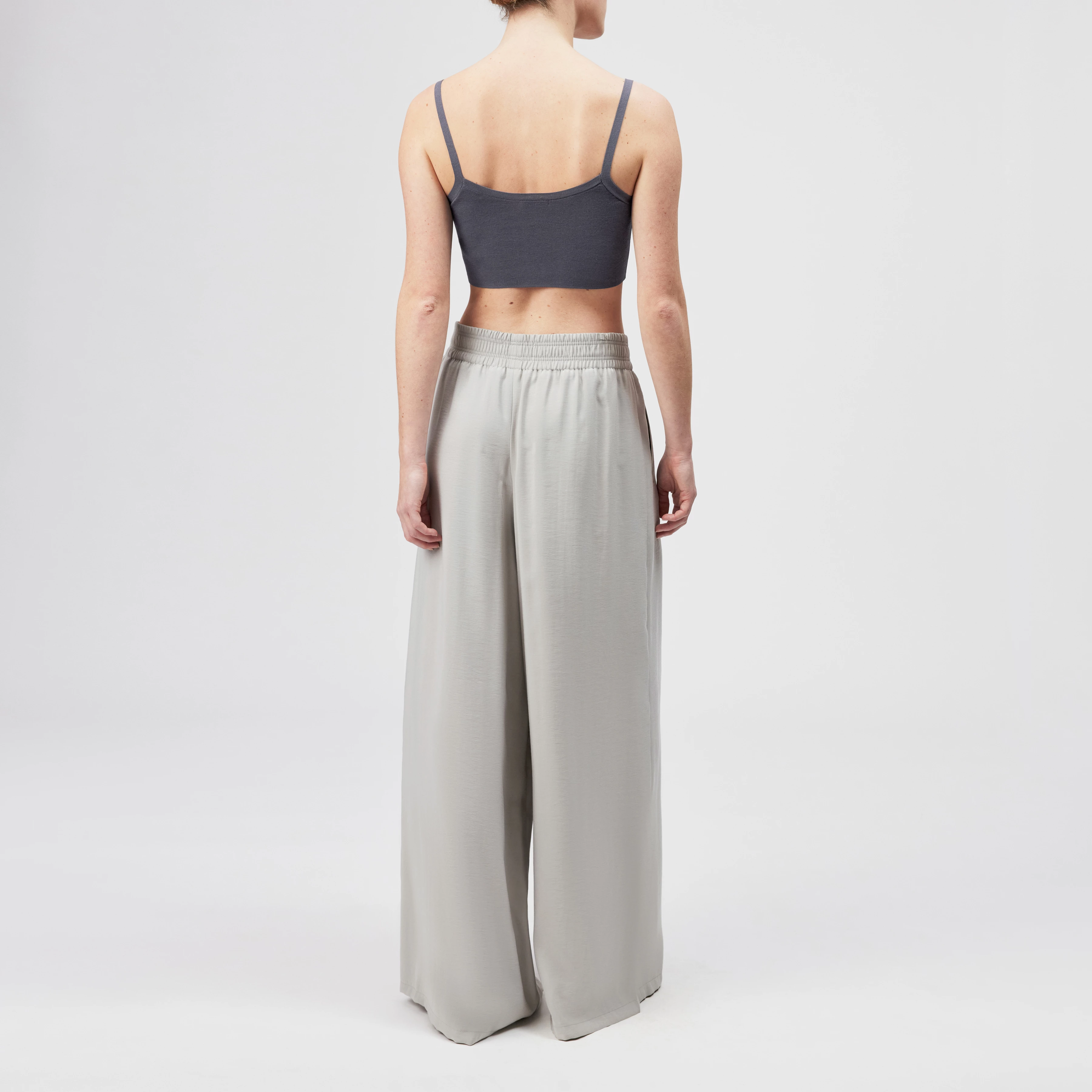 CEILING - Pantalon ample en twill fluide. - women - gris - Rückansicht