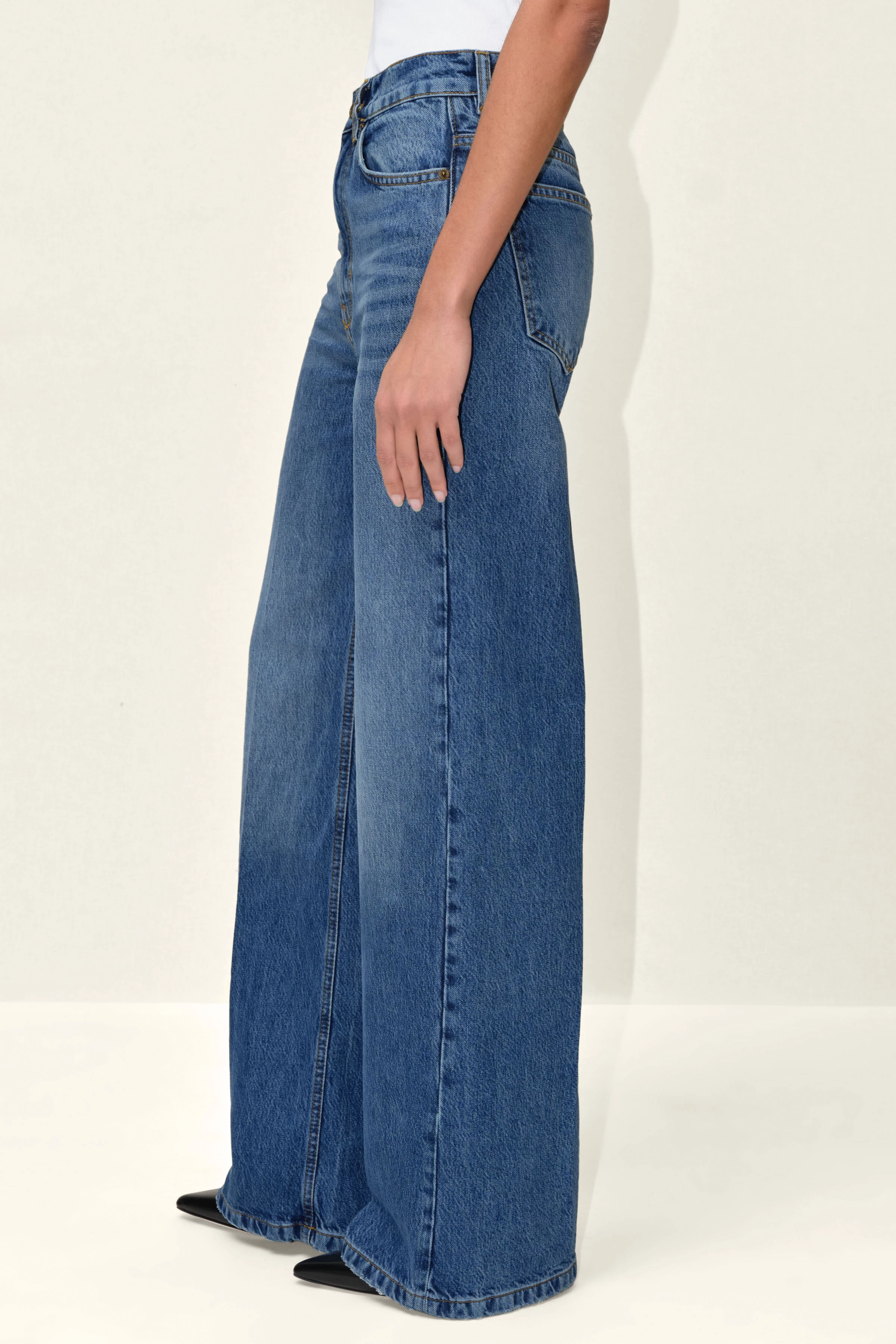 CAUSE - Jeans mit weitem Bein - Damen - blau - Seitenansicht