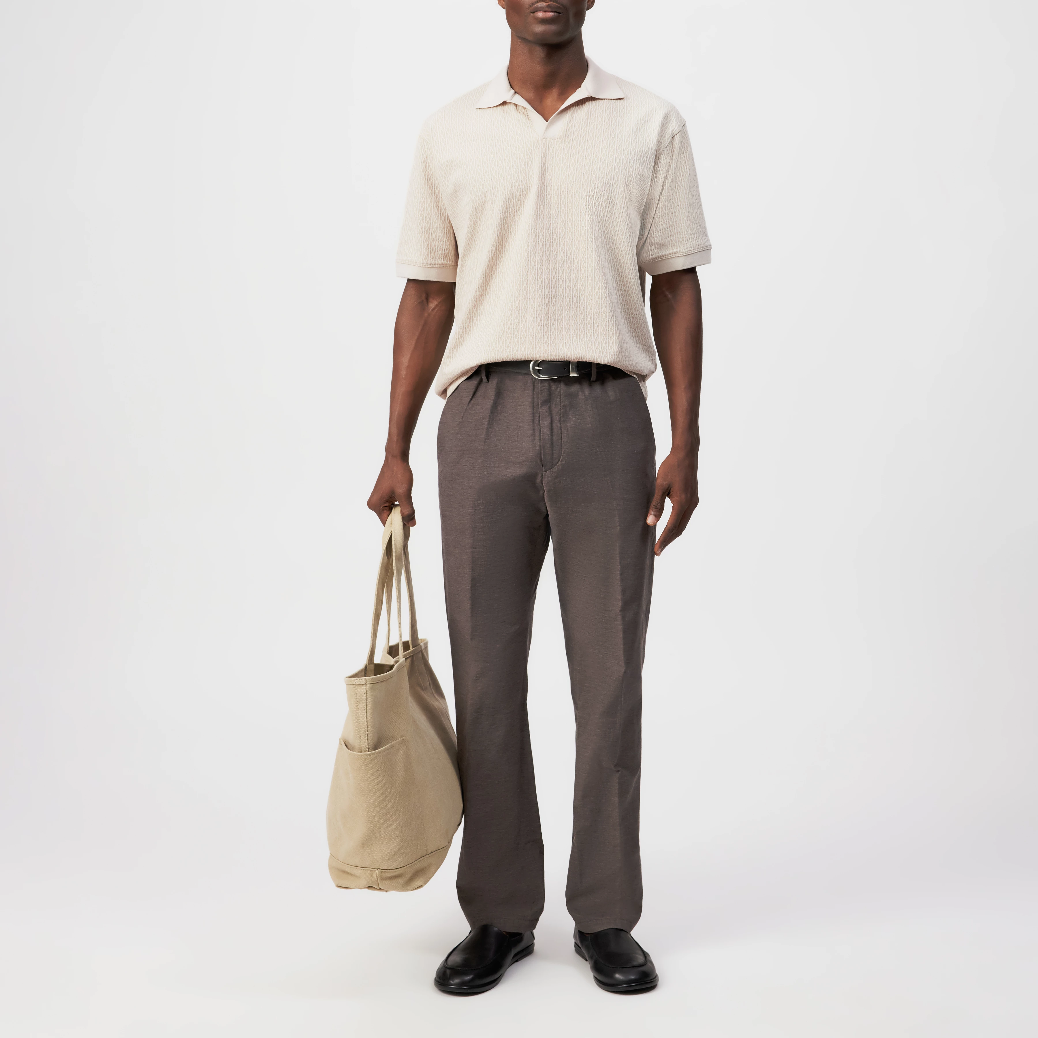 ACAYO - Relaxed fit polo with jacquard texture - men - beige - Ganzkörper-Frontansicht