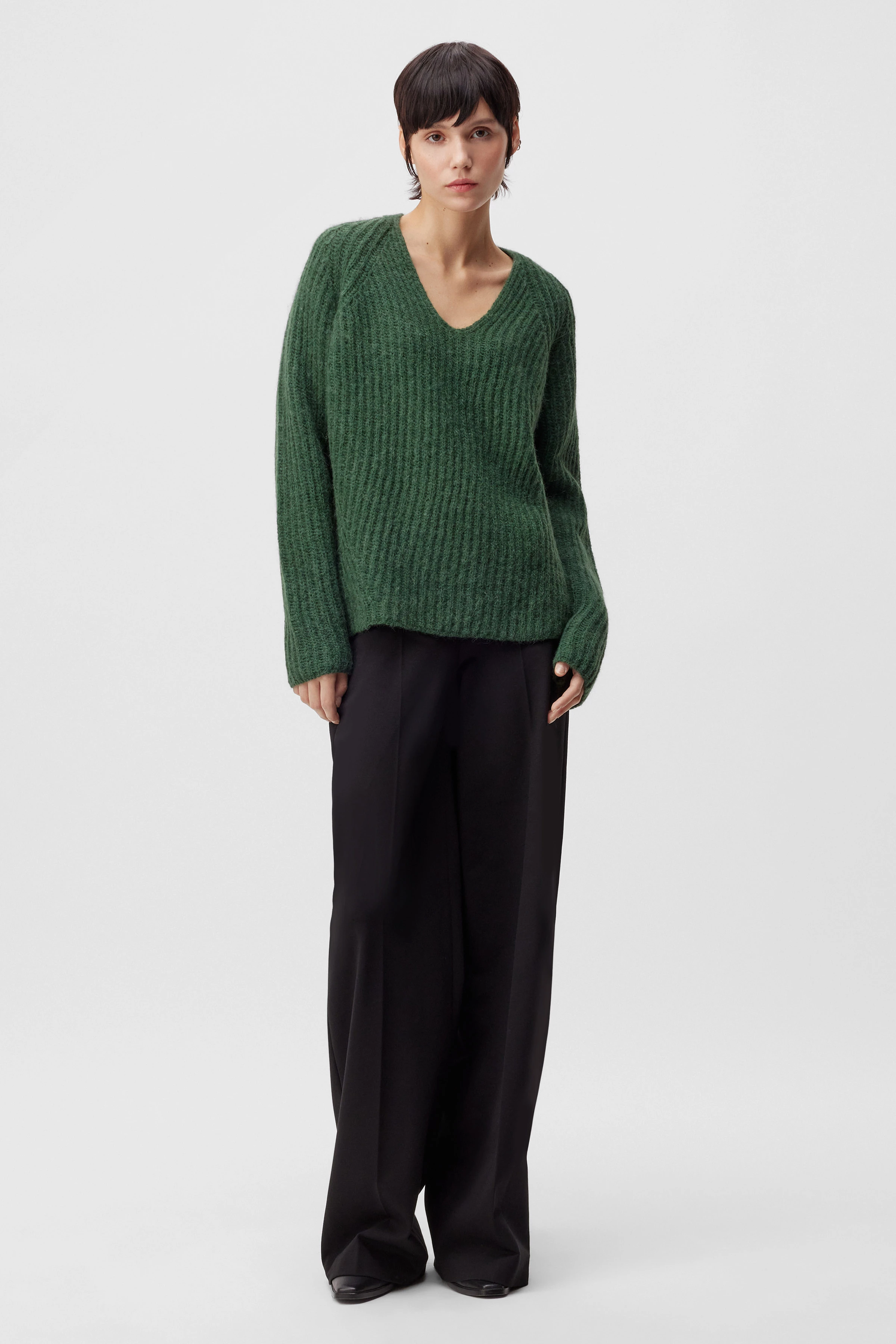 LYNETTE - trui in alpacamix - dames - groen - Ganzkörper-Frontansicht