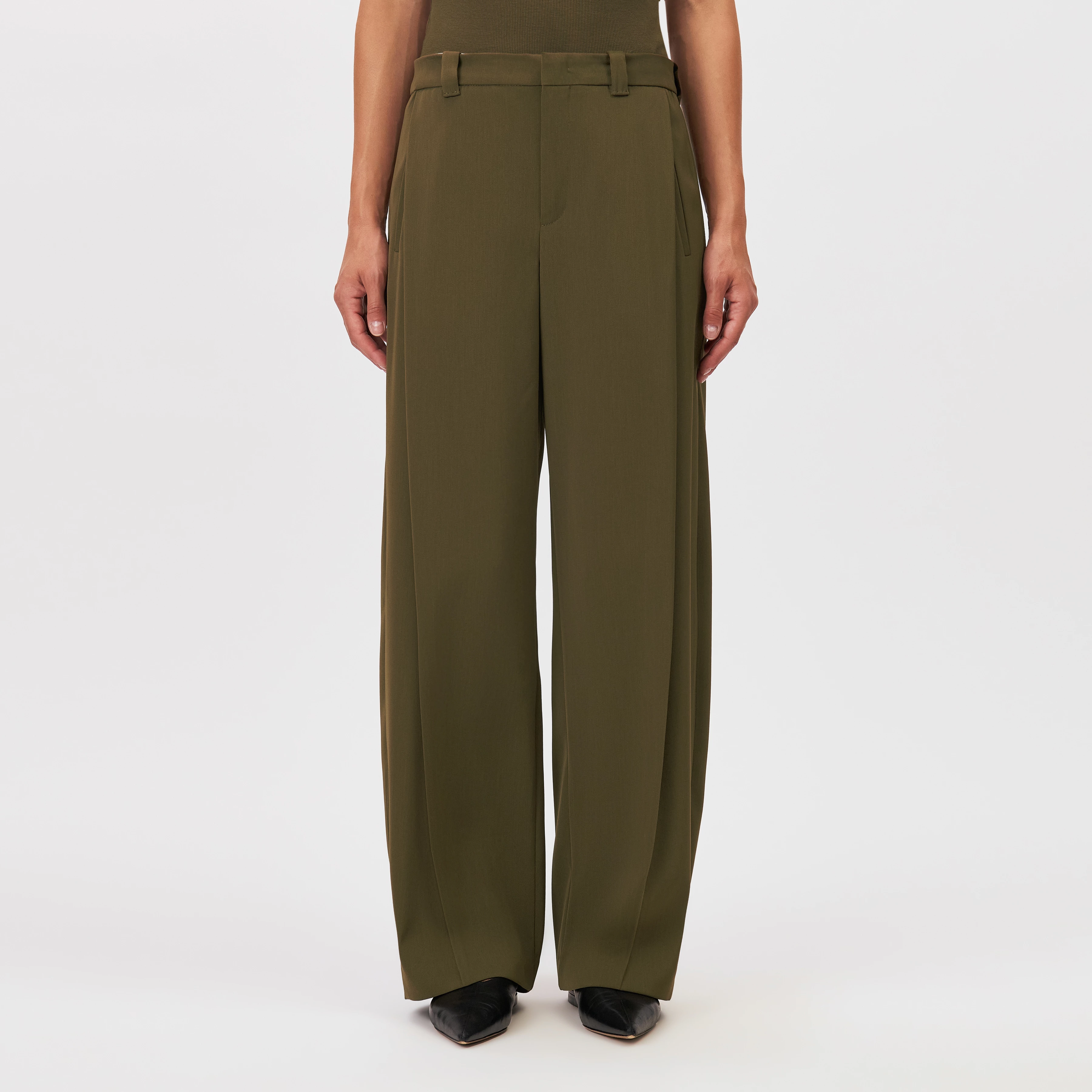 UNPACK - Trousers in techno twill - women - green - Frontansicht
