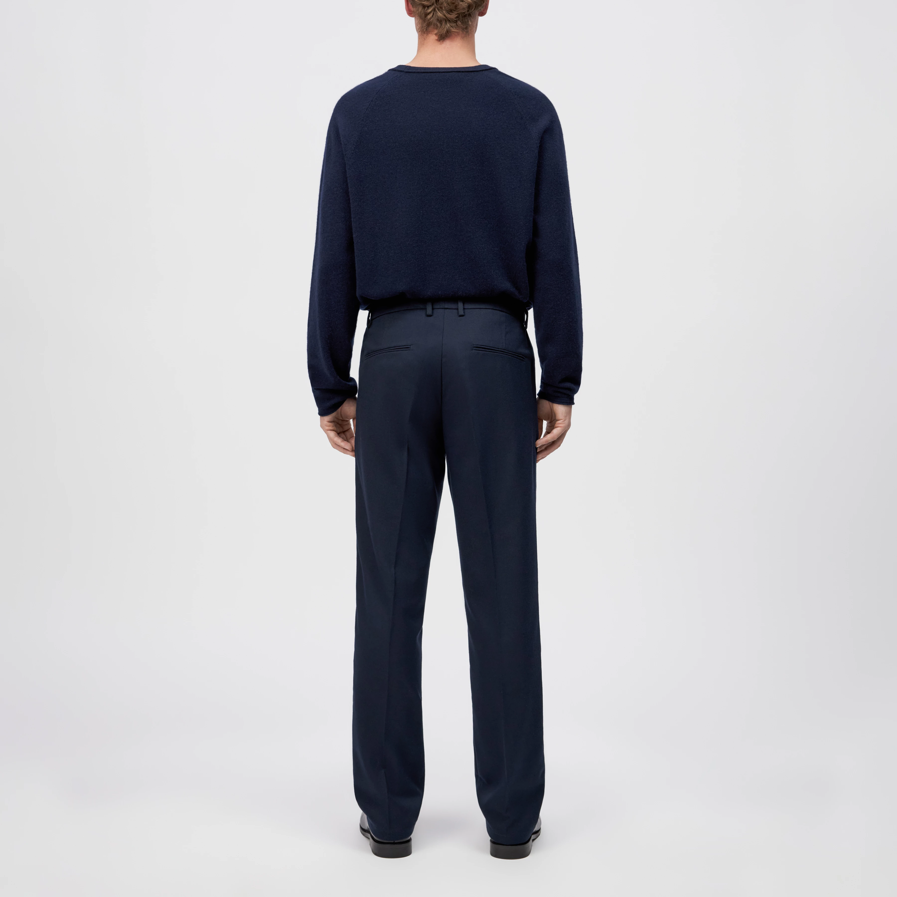 AJEND_RGLR - Ready-made trousers in soft flannel - men - blue - Rückansicht
