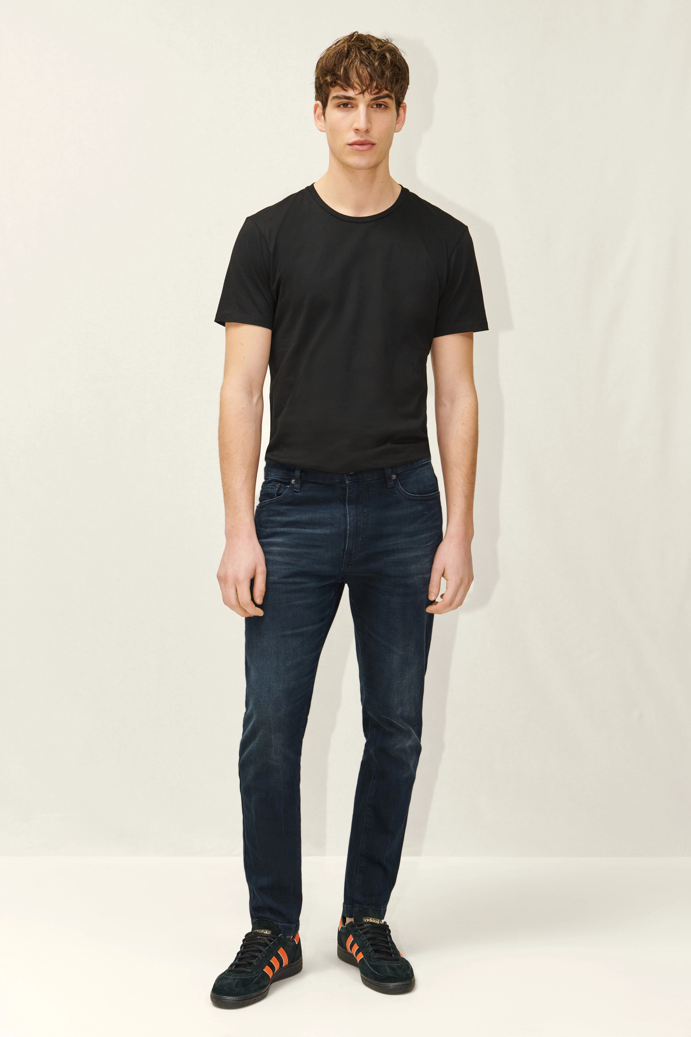 WEST - slim fit jeans in cotton mix - men - blue - Ganzkörper-Frontansicht