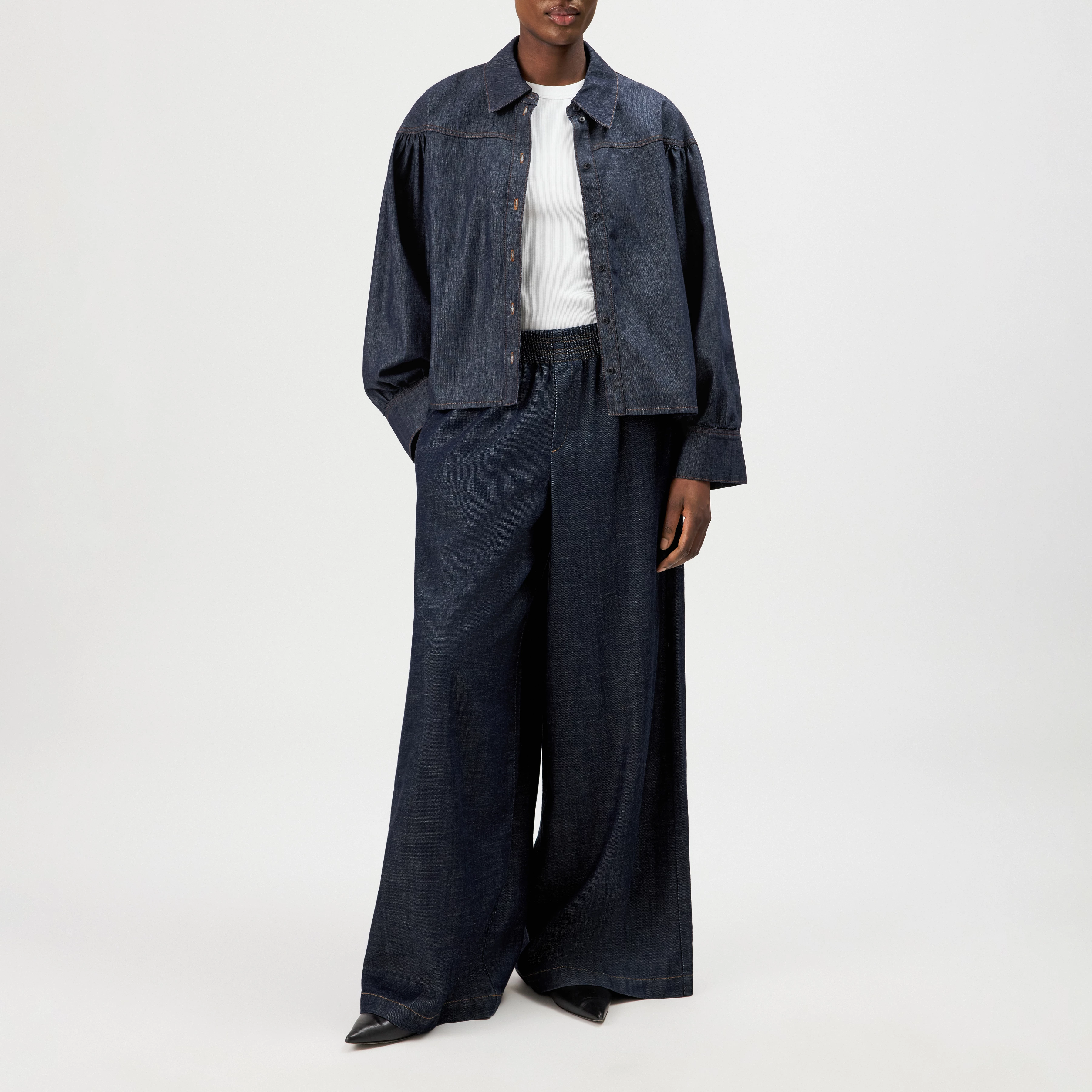CEILING - Wide-leg trousers in linen-blend denim - women - blue - Ganzkörper-Frontansicht