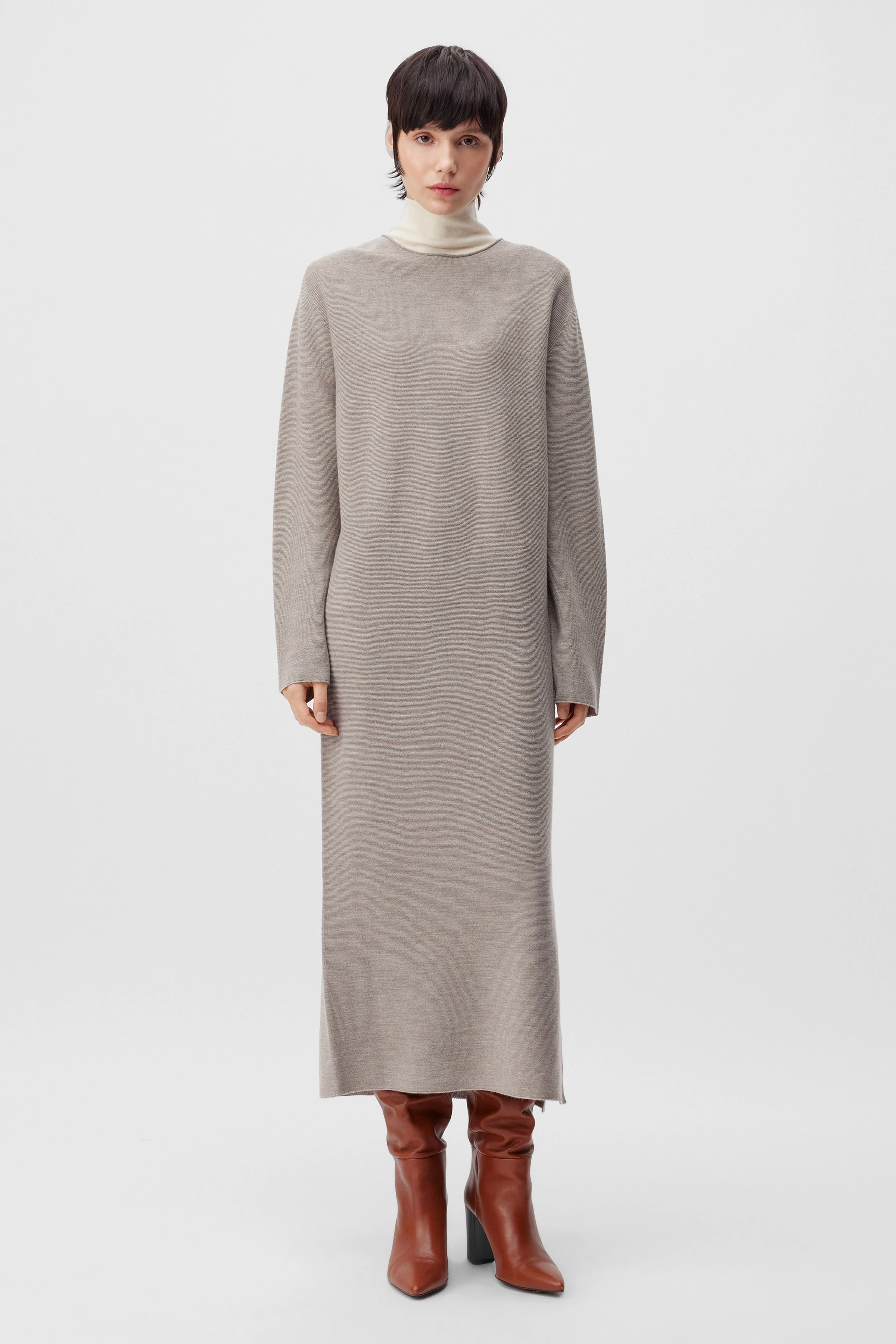KAJA - Gebreide jurk in merinoswol - dames - bruin - Ganzkörper-Frontansicht