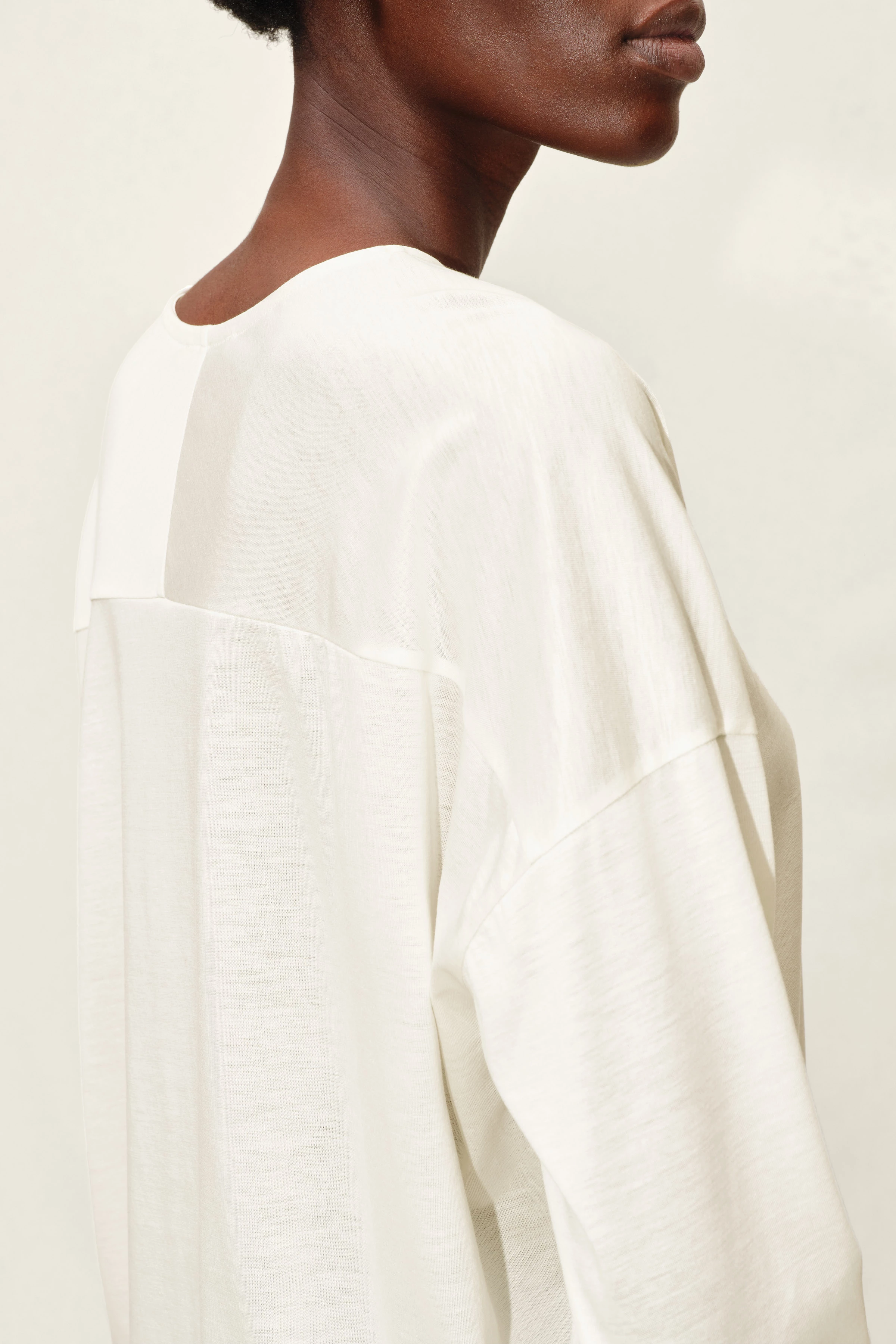 KIRLA - T-shirt in lyocell cotton jersey - women - off white - Seitenansicht