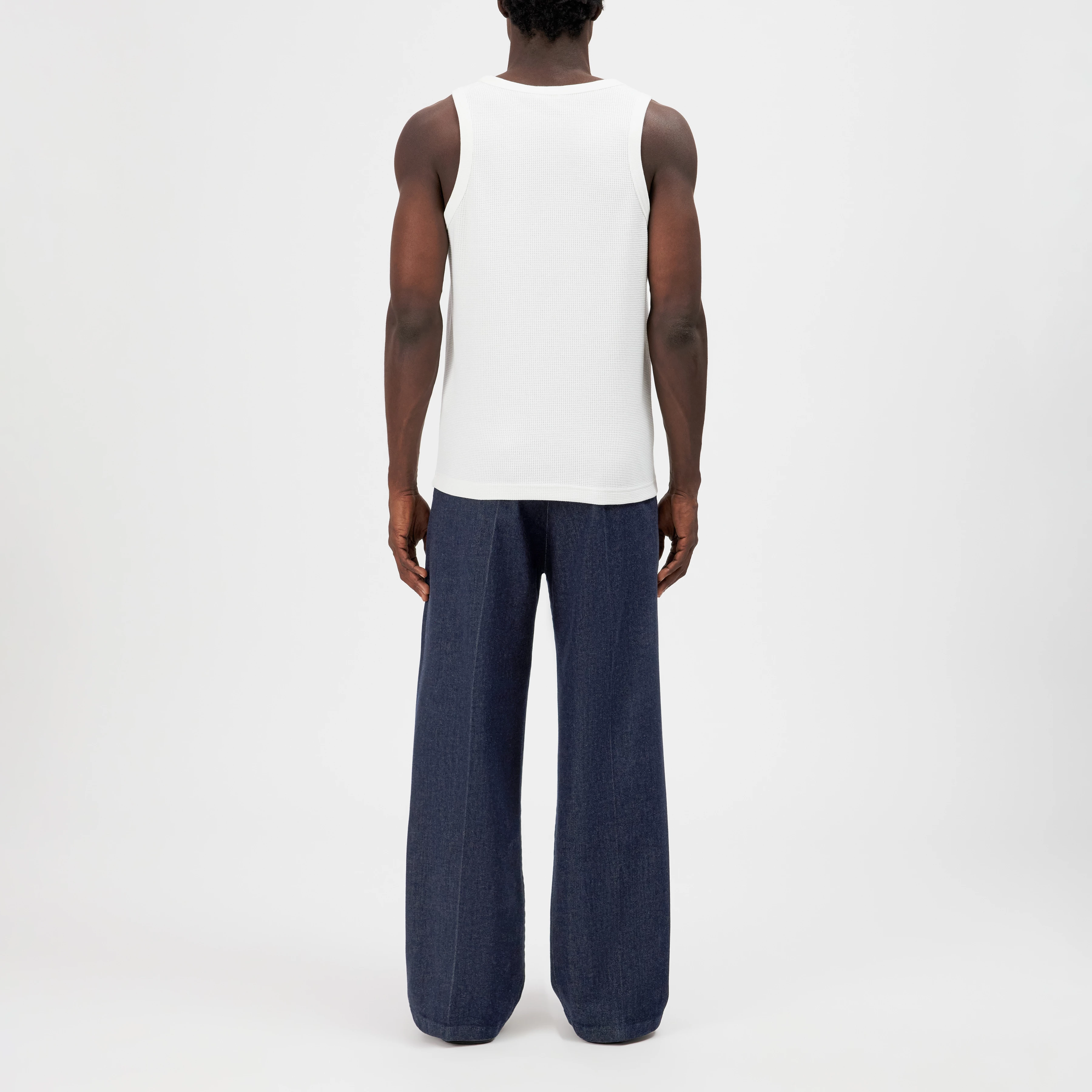 NATHAN - Bodyfitted Ripp-Tanktop mit strukturierter Oberfläche - Herren - weiß - Rückansicht