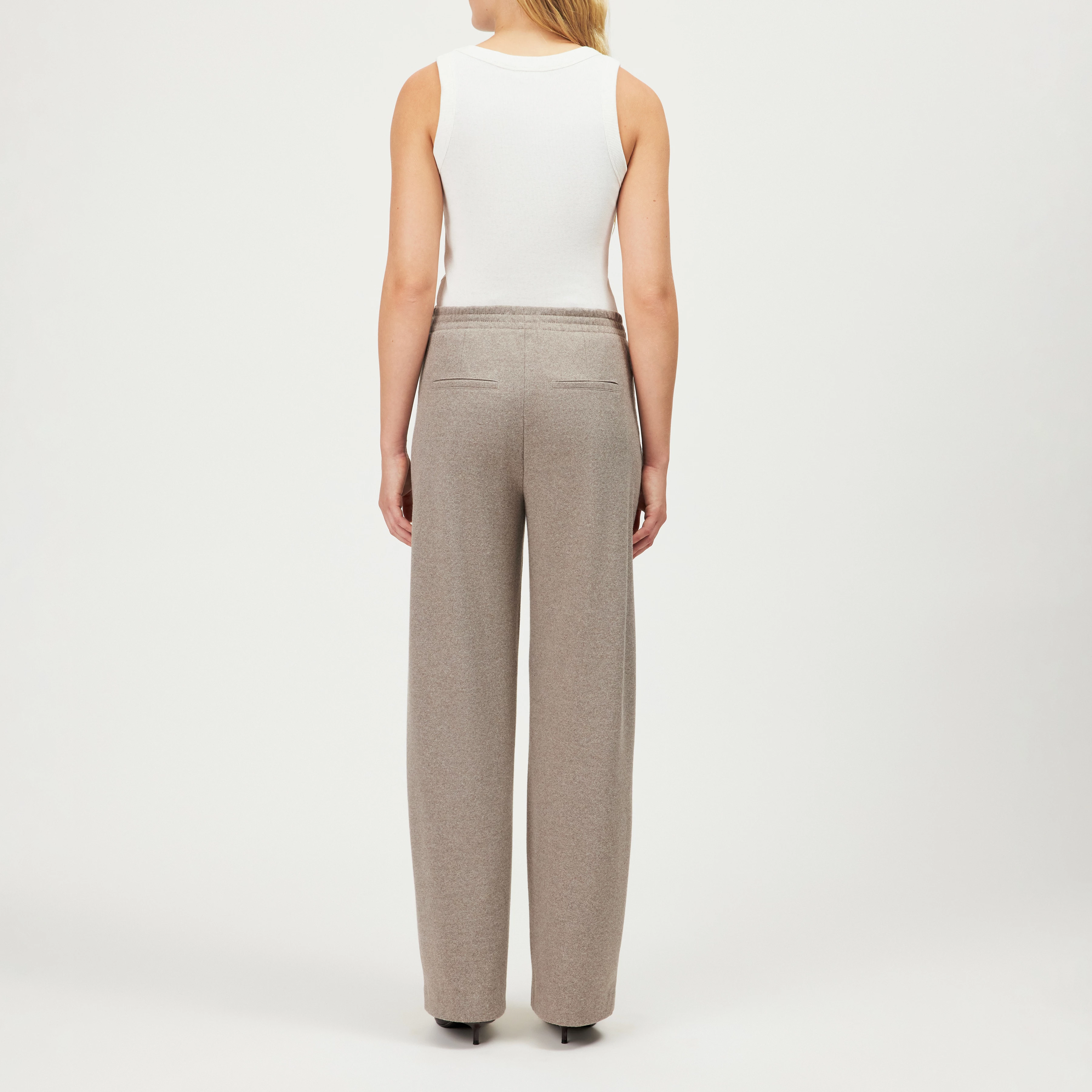 FAE_0 - Pantalon jersey coupe barrel-leg - women - beige - Rückansicht