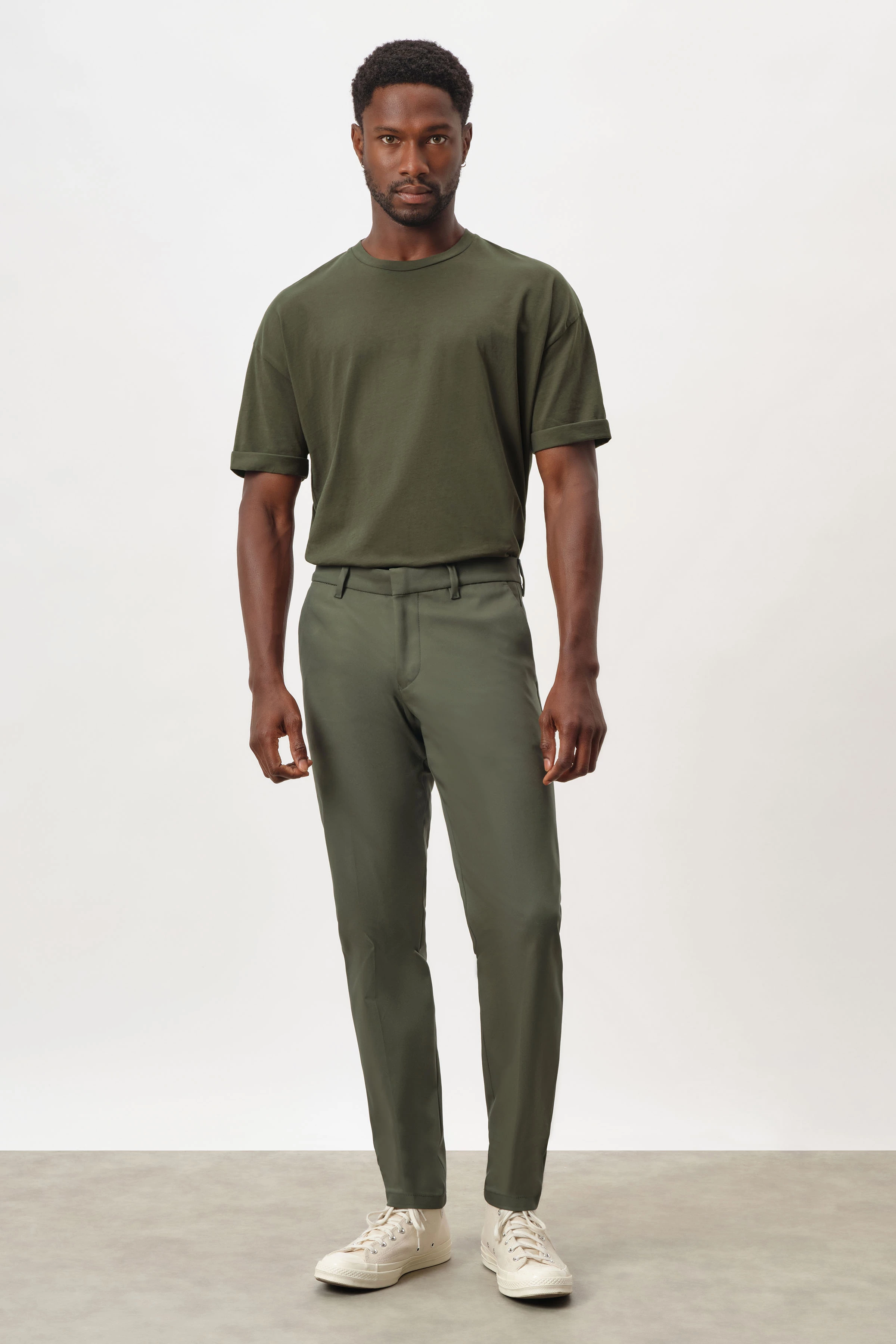 SIGHT - slim fit chino in technostretch satijn - heren - groen - Ganzkörper-Frontansicht