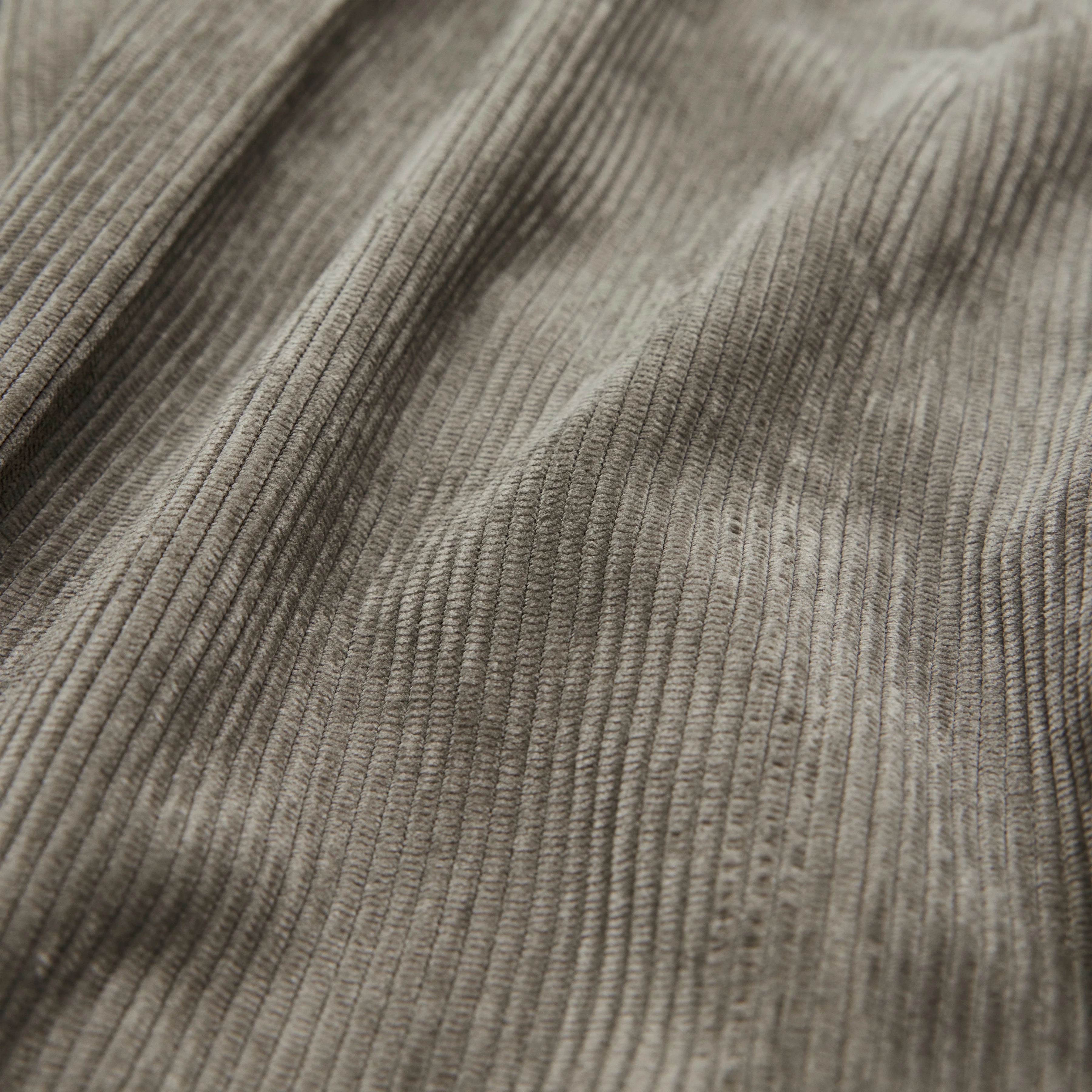 BEFORE - Marlenehose in Cord - Damen - grau - Materialbild (B2C)