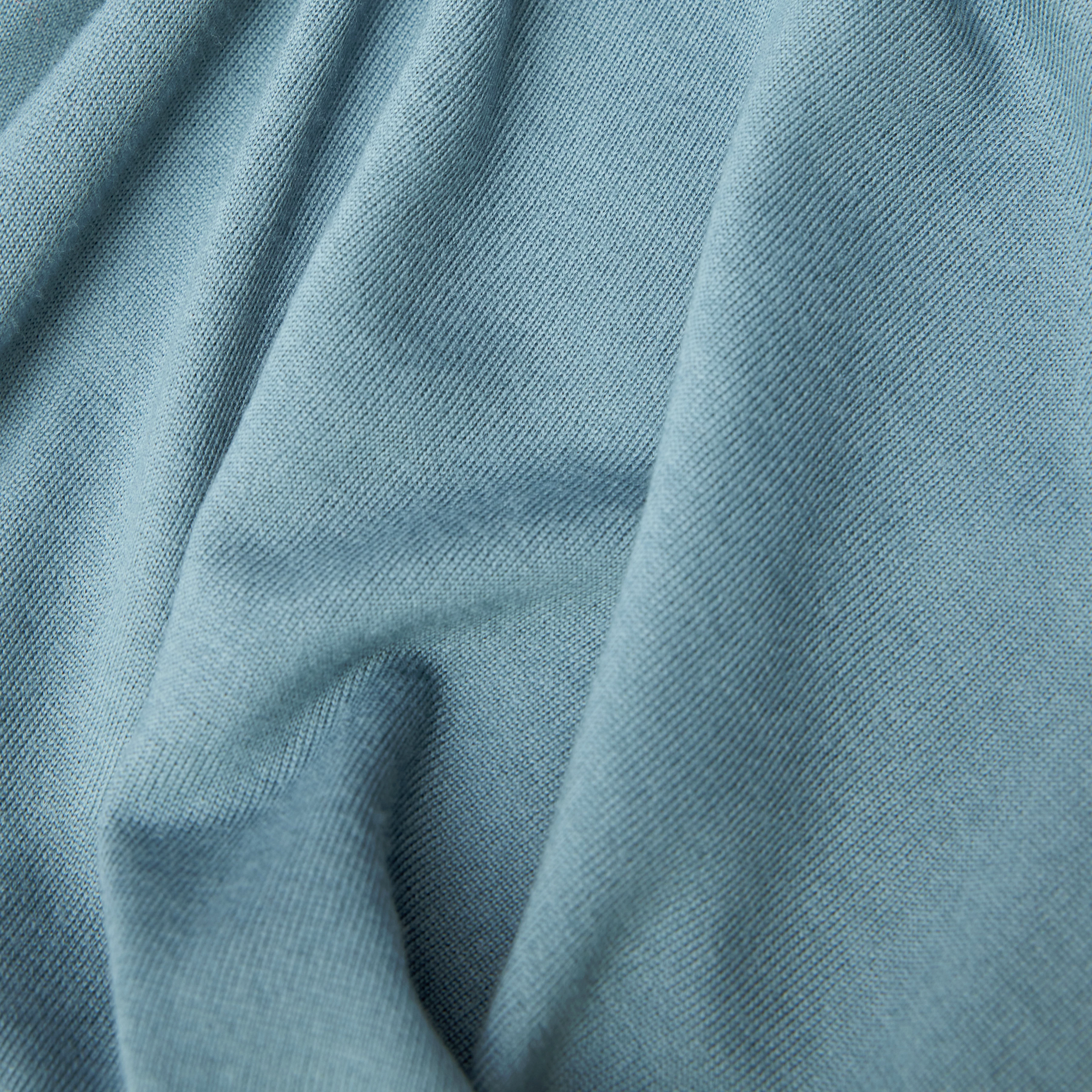 RIKONO - Strickpullover in feiner Merinowolle - Herren - grün - Materialbild (B2C)