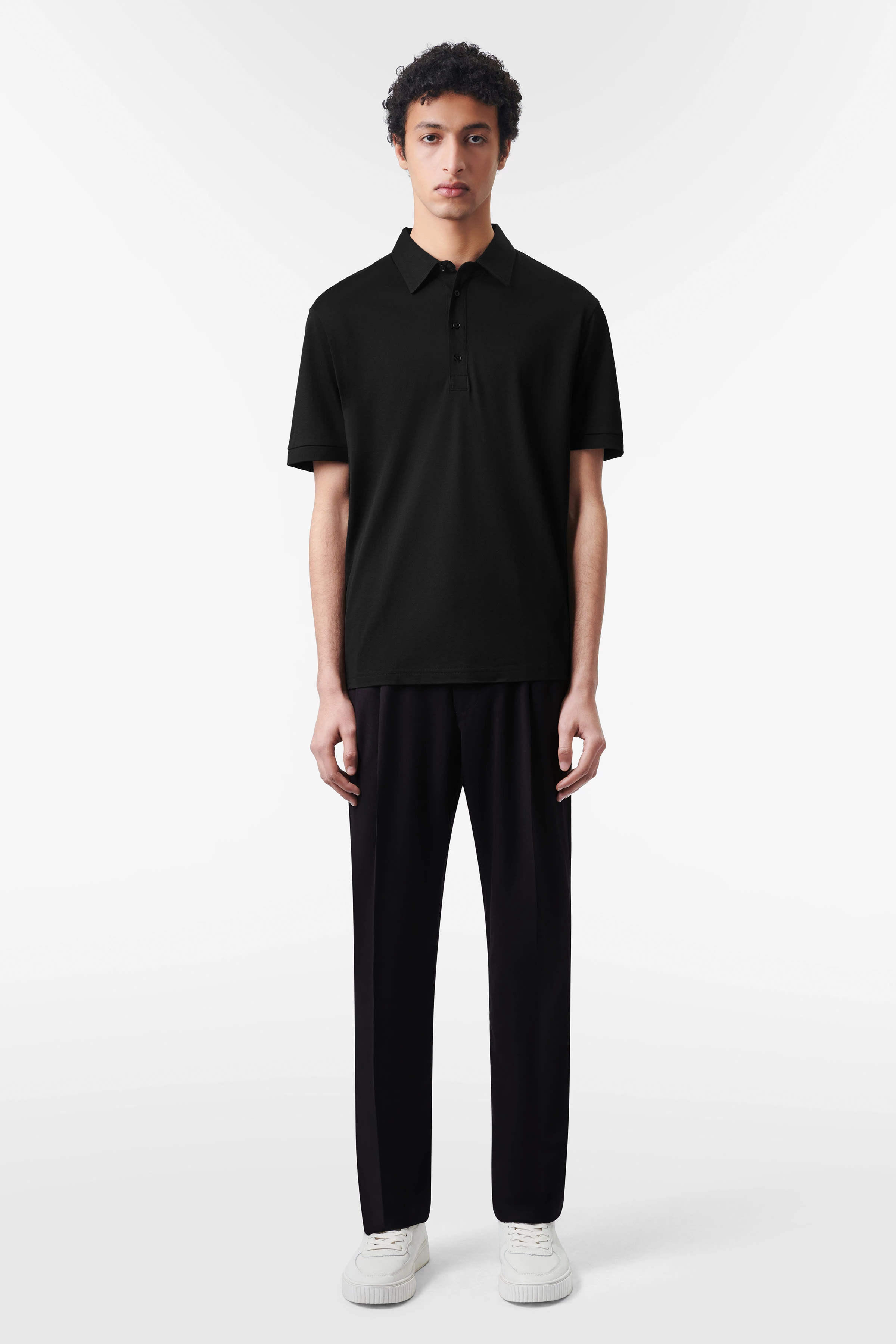GARRY - 4-knoops polo met omgeslagen kraag in piqué - heren - zwart - Ganzkörper-Frontansicht