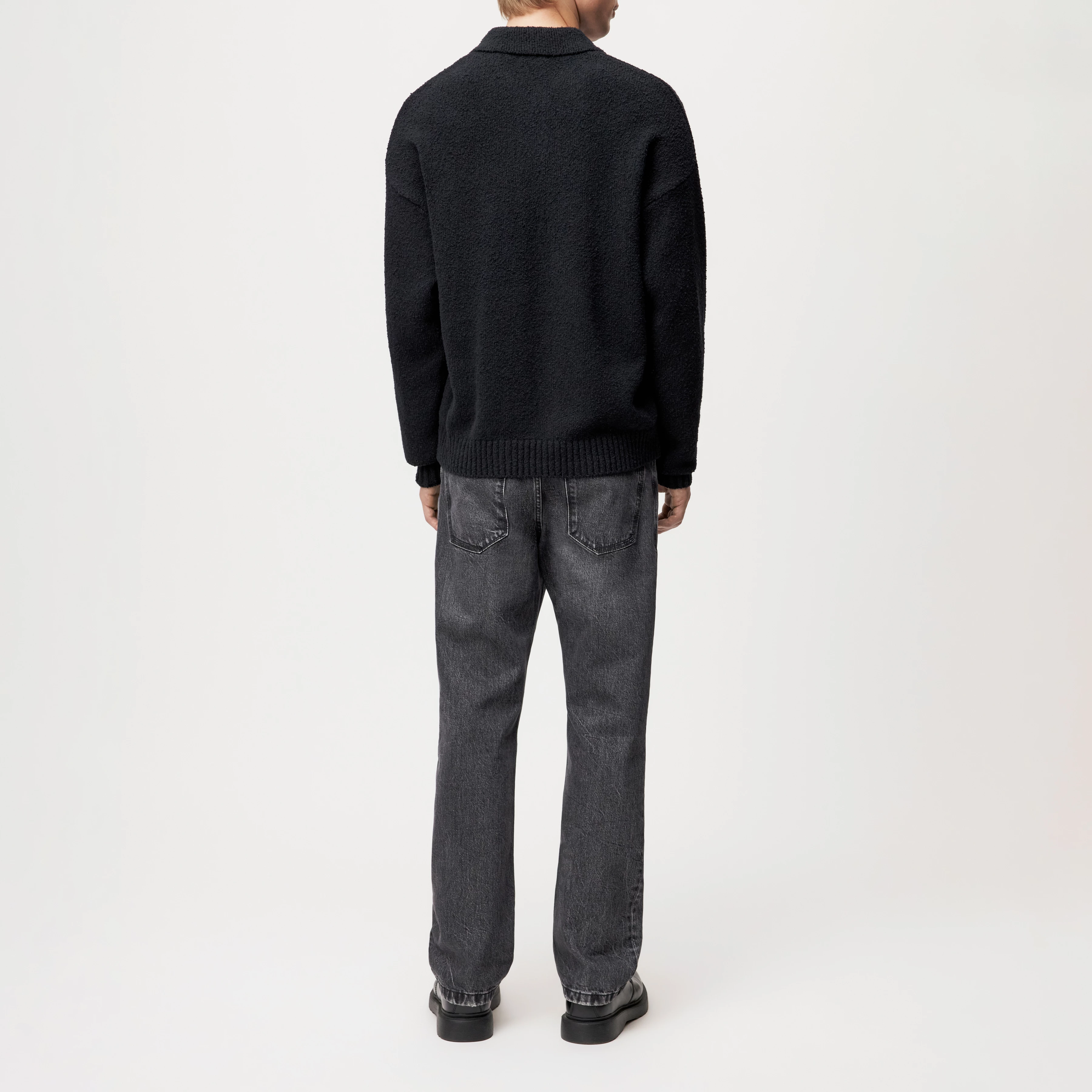 BEKKET - Knitted polo shirt with button placket in bouclé cotton blend - men - Natural Aluminium - Rückansicht