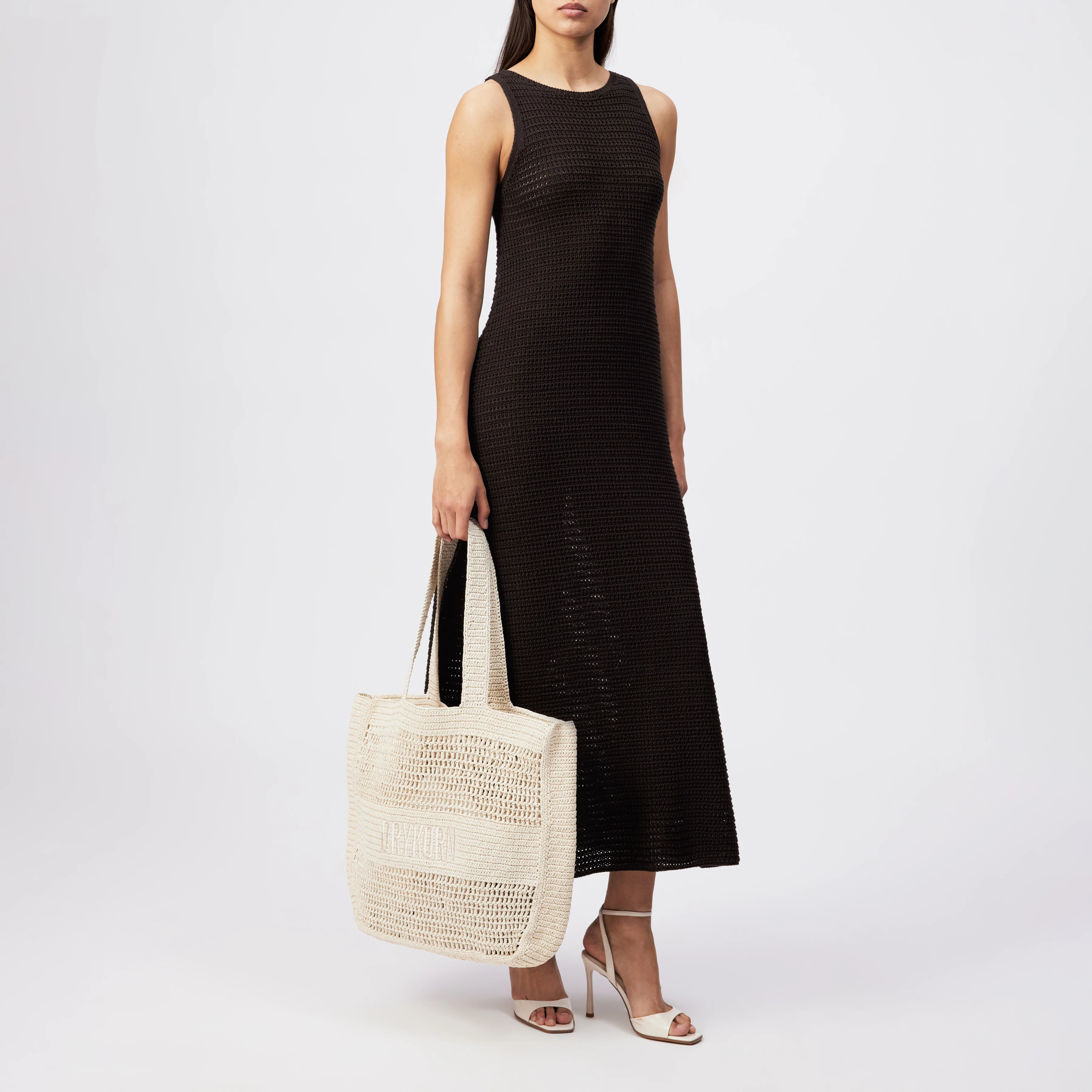 IKIS - Sleeveless maxi dress, chunky knit, dry touch - women - brown - Frontansicht