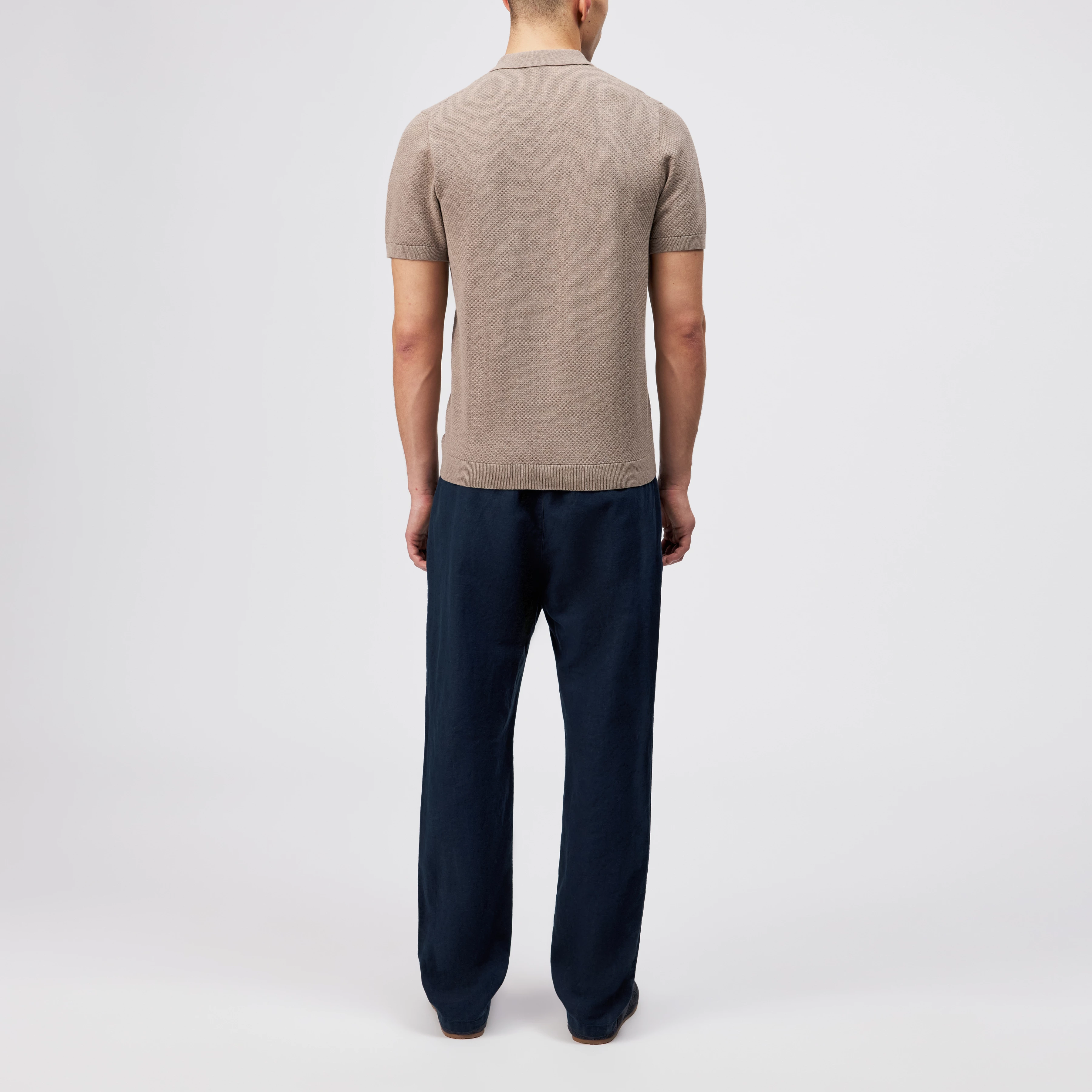 TRITON - Regular fit polo in jacquard knit - men - brown - Rückansicht