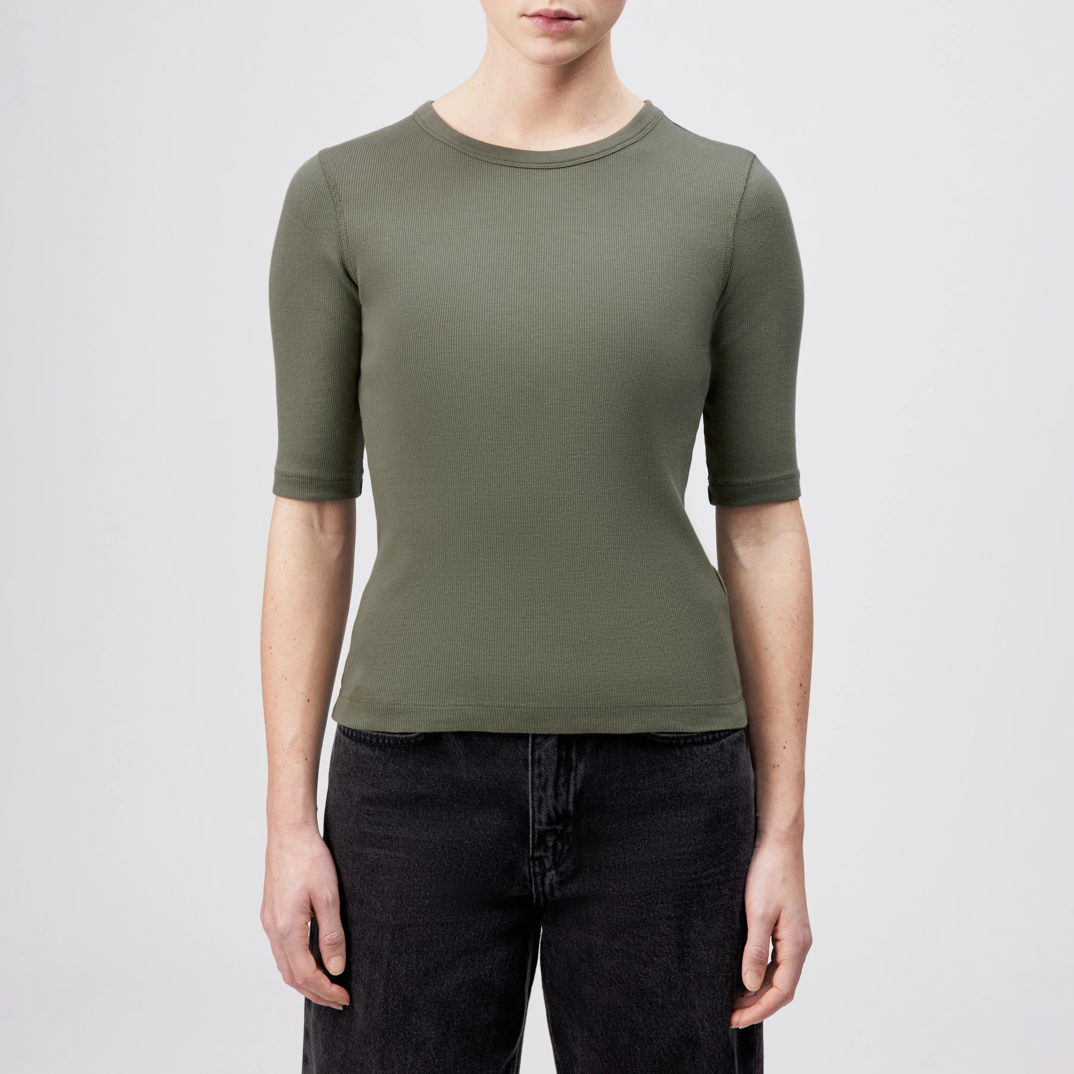 SELAY - Haut étroit en coton côtelé - women - vert - Frontansicht