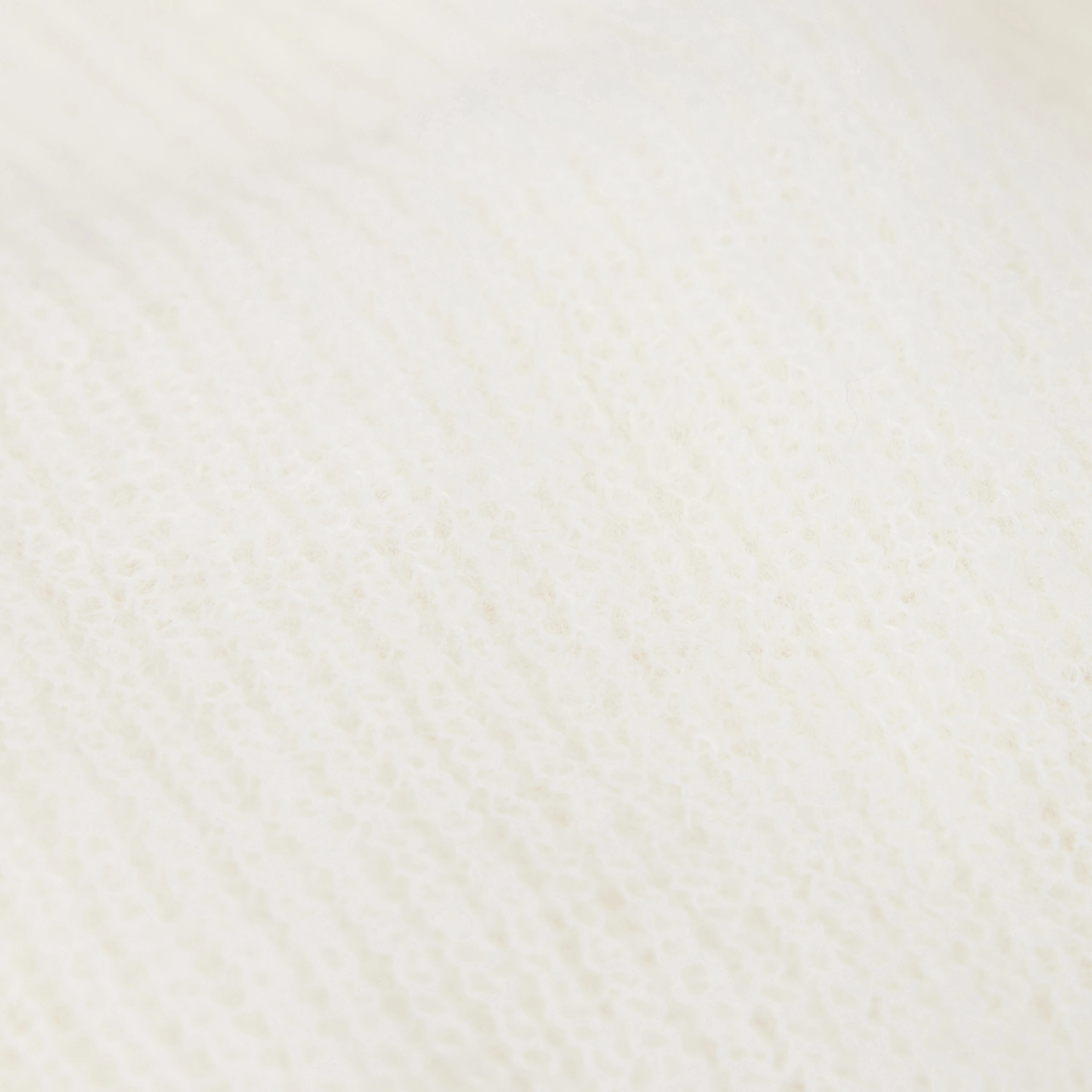 GERTIJA - Cardigan in luxurious Suri alpaca blend - women - off white - Materialbild (B2C)