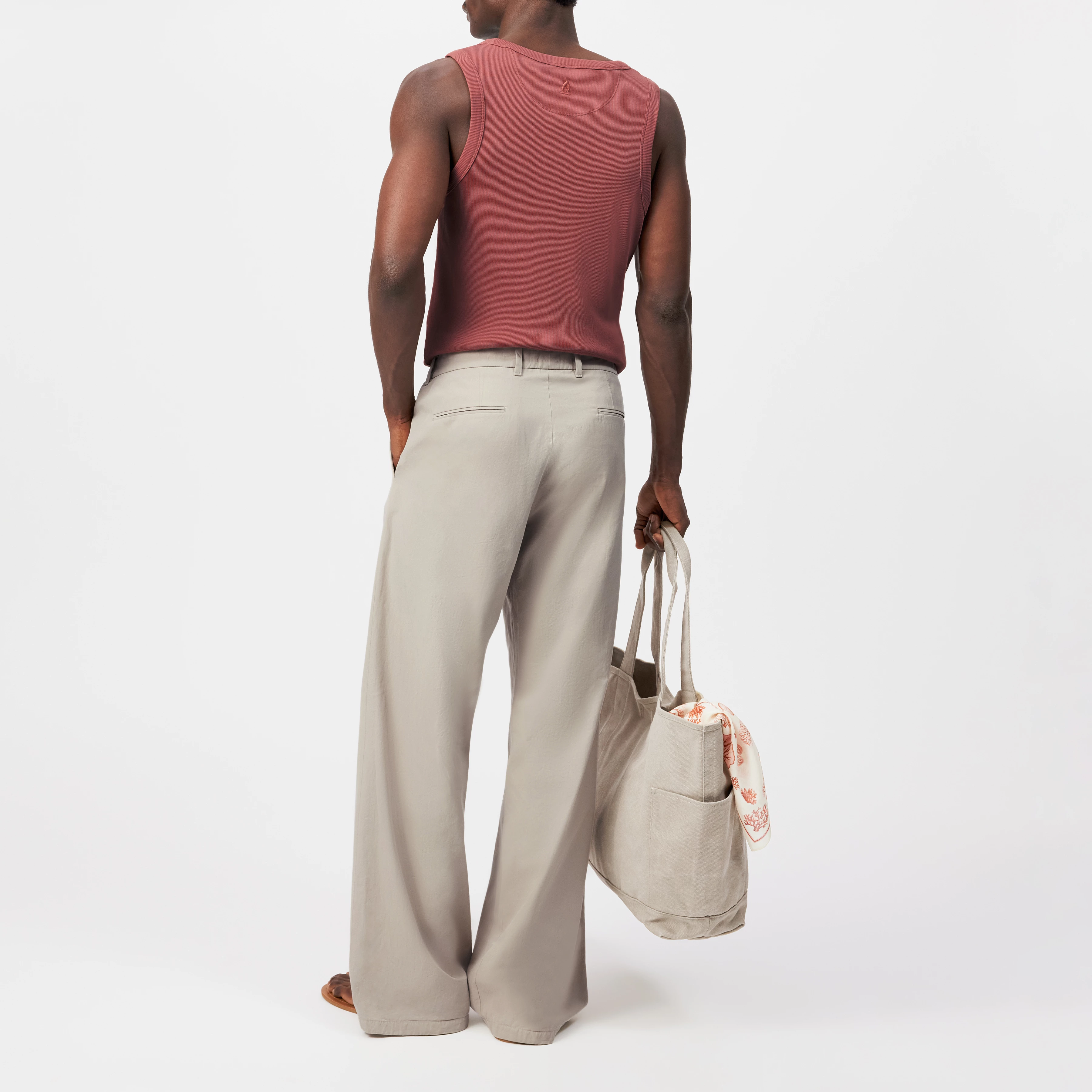 LEEK_WIDE - Relaxed fit pleated trousers in pure cotton - men - beige - Rückansicht